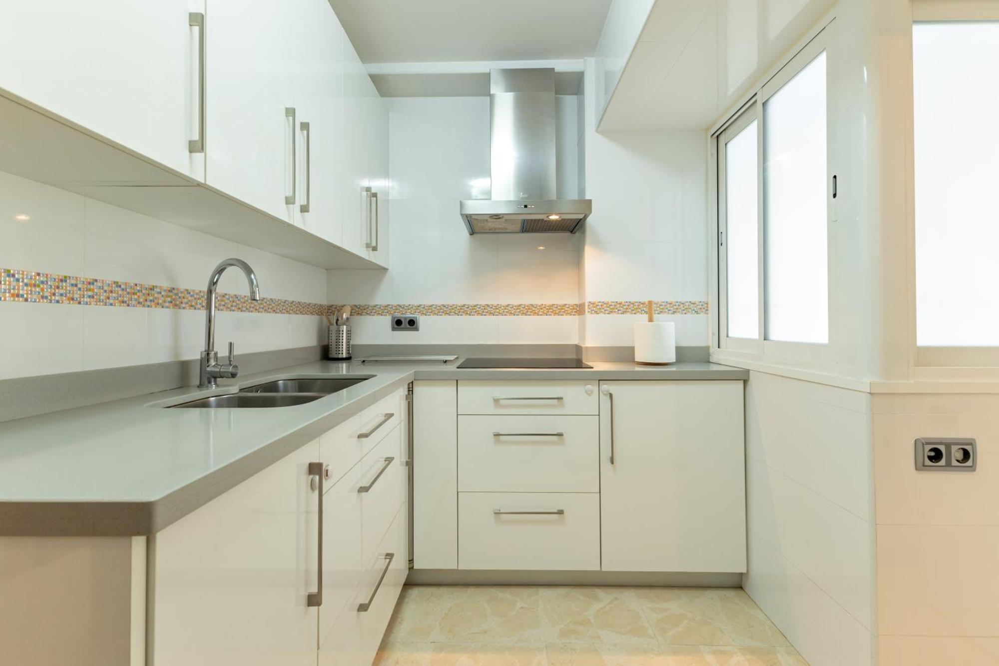 Charming 3 Bedroom At Triana Center By Oui Apartamento *