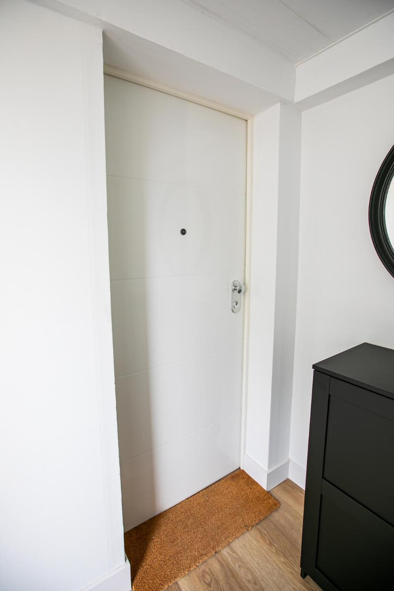 Doctor Eusebio Leon Apartment *