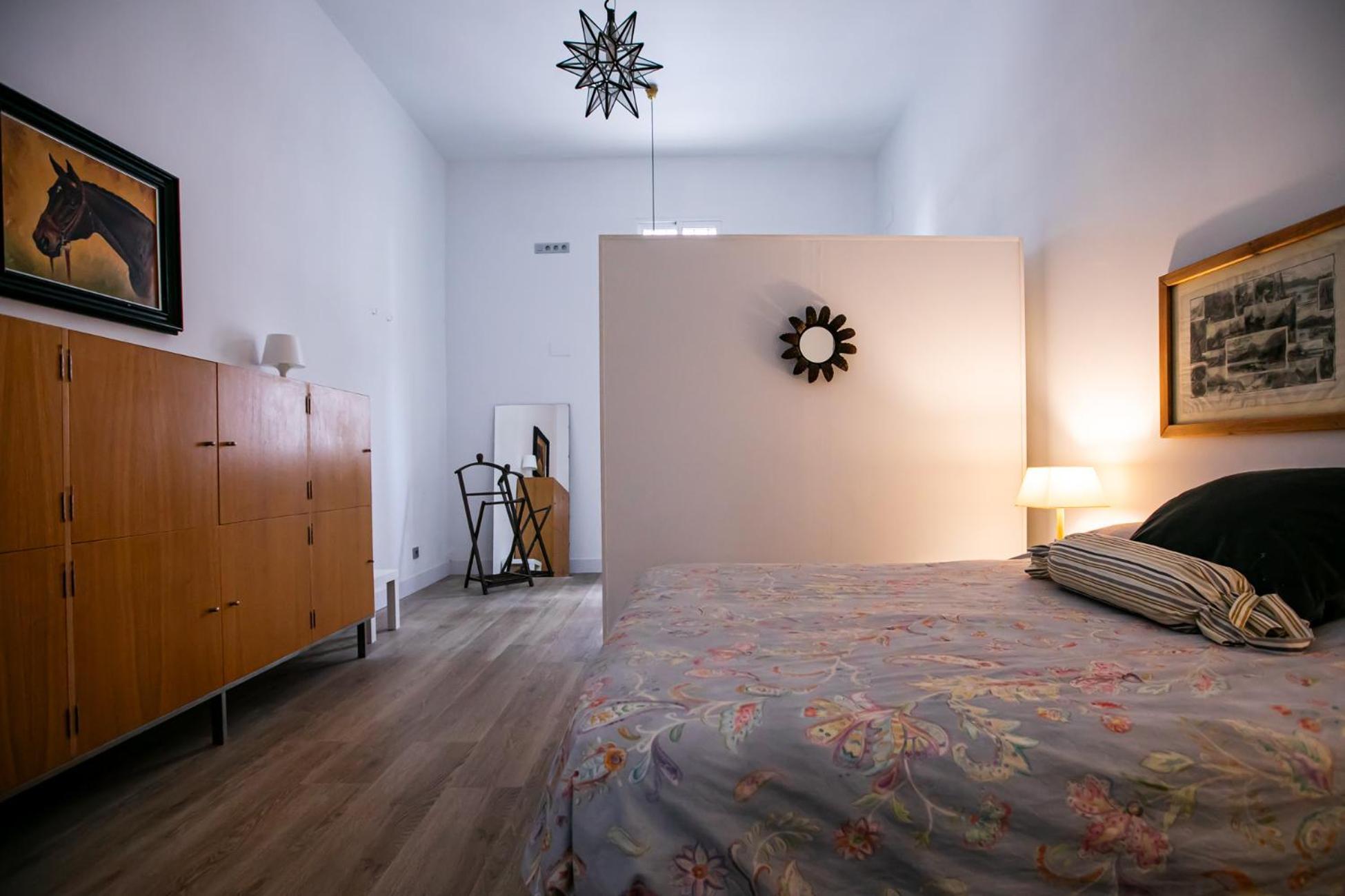 Doctor Eusebio Leon Apartment *
