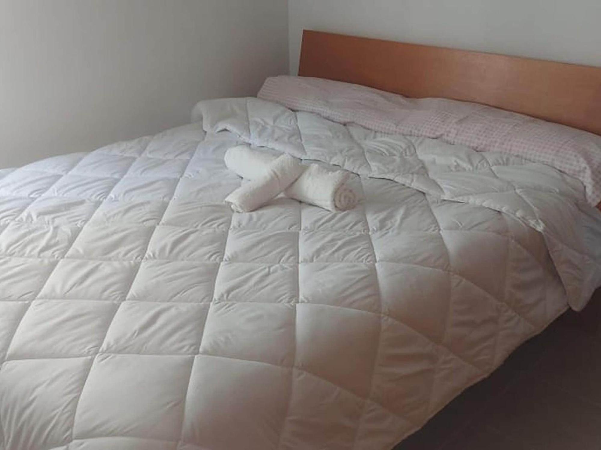 Cosy With Shared Balcony * Sevilla