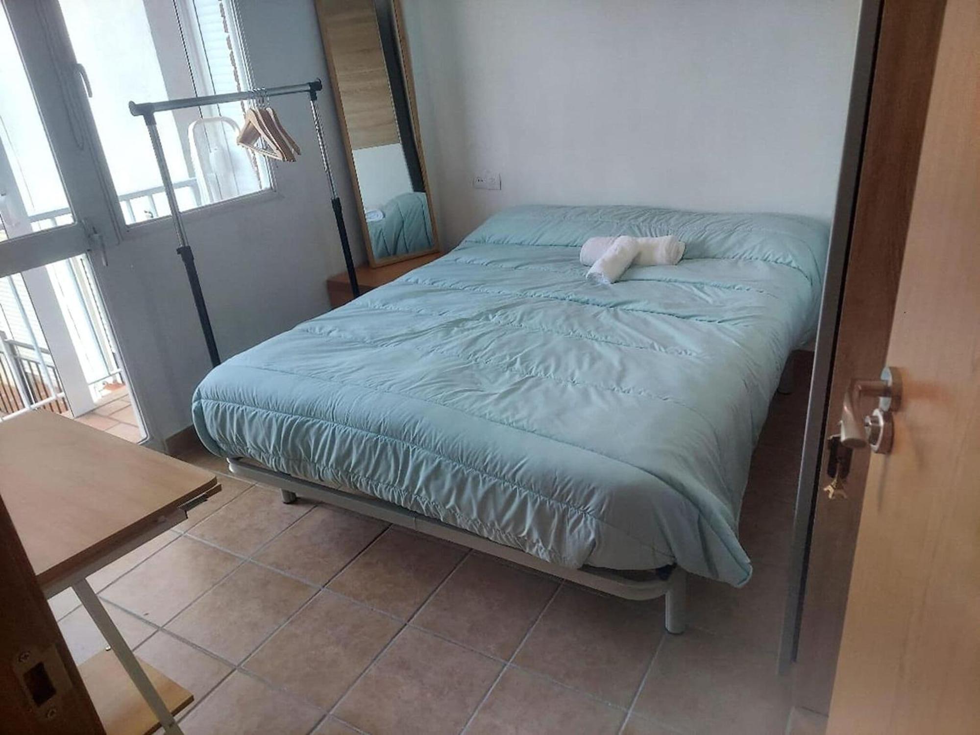 Apartamento Cosy With Shared Balcony *