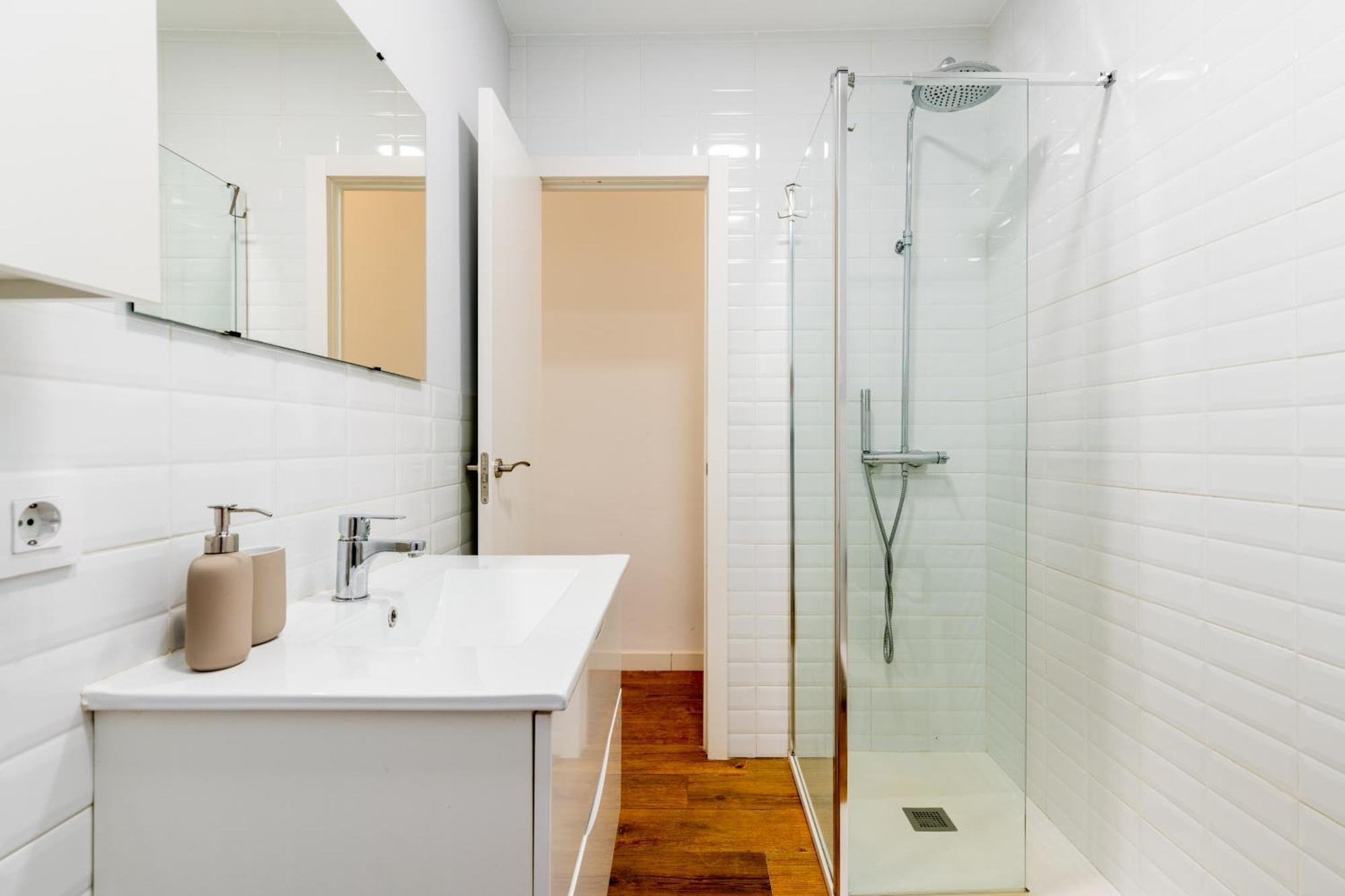 Apartment Confortable Apto. 3 *