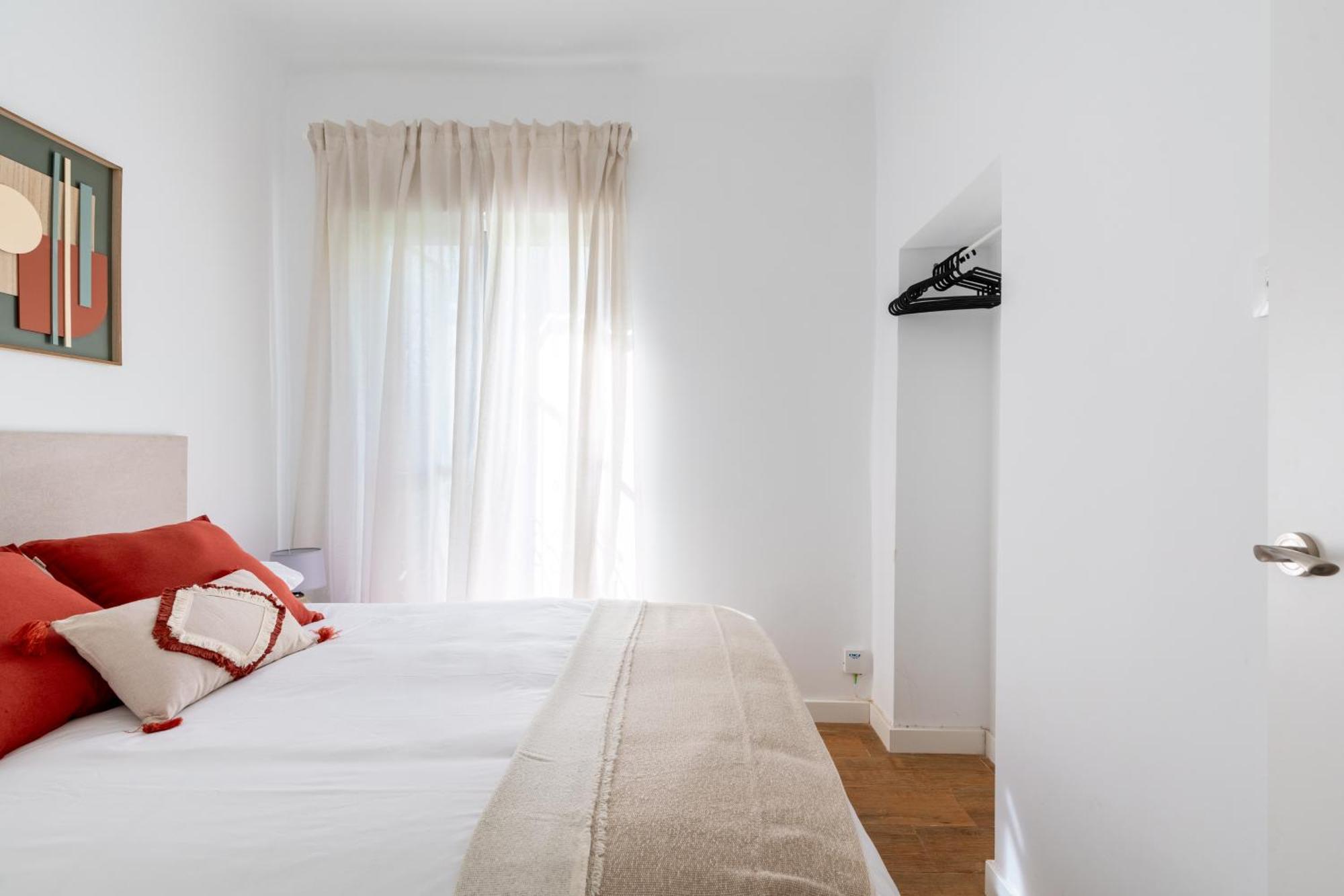 Apartment Confortable Apto. 3 *