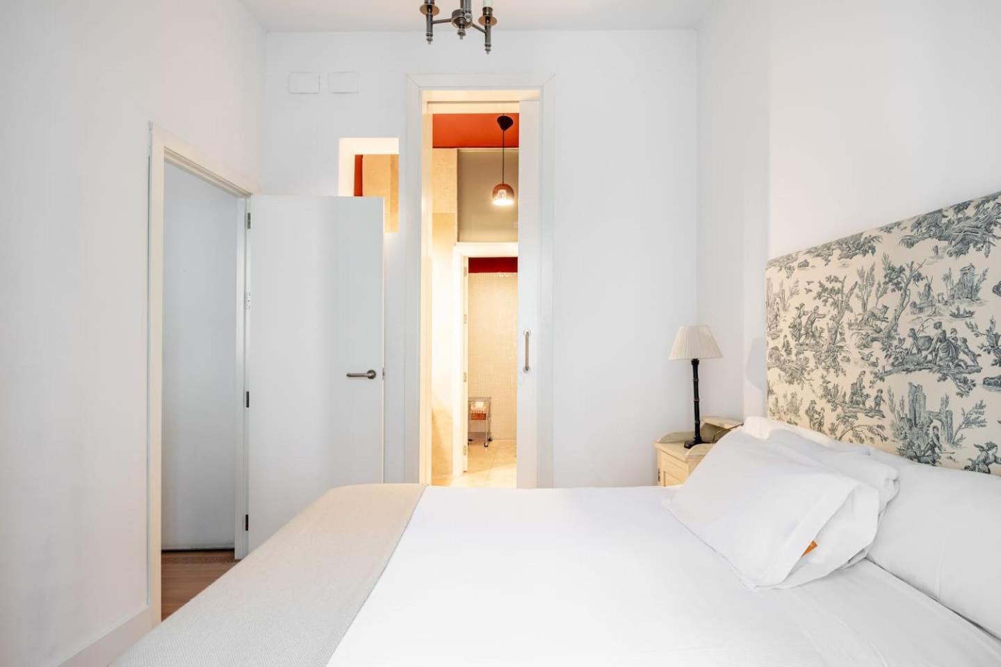 Komodo Sierpes: Bright & Classy * Sevilla