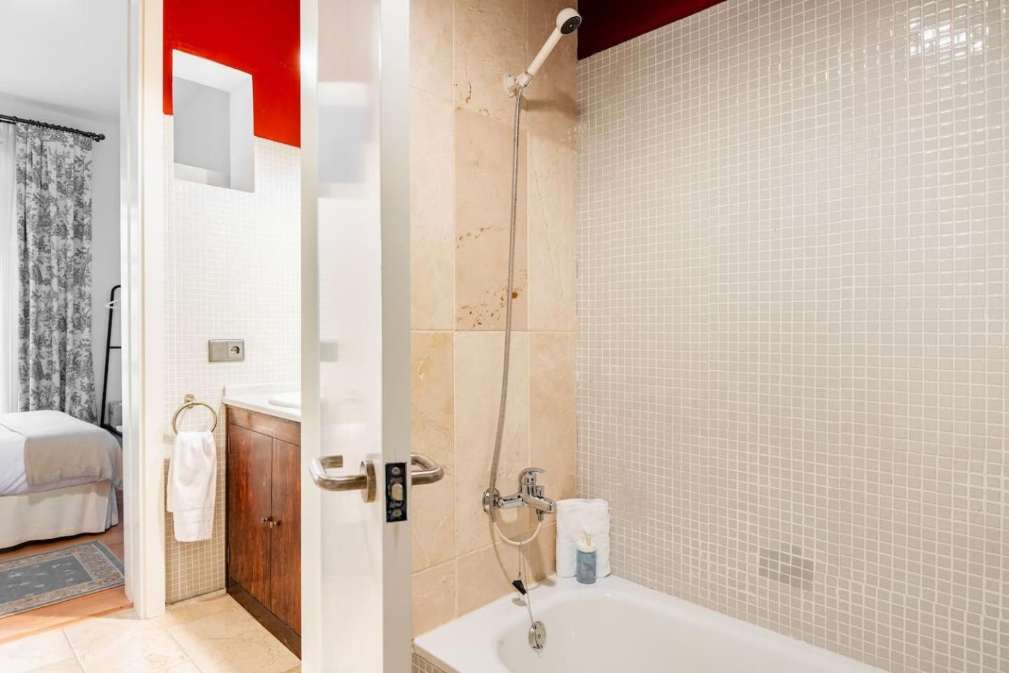 Apartamento Komodo Sierpes: Bright & Classy Sevilla