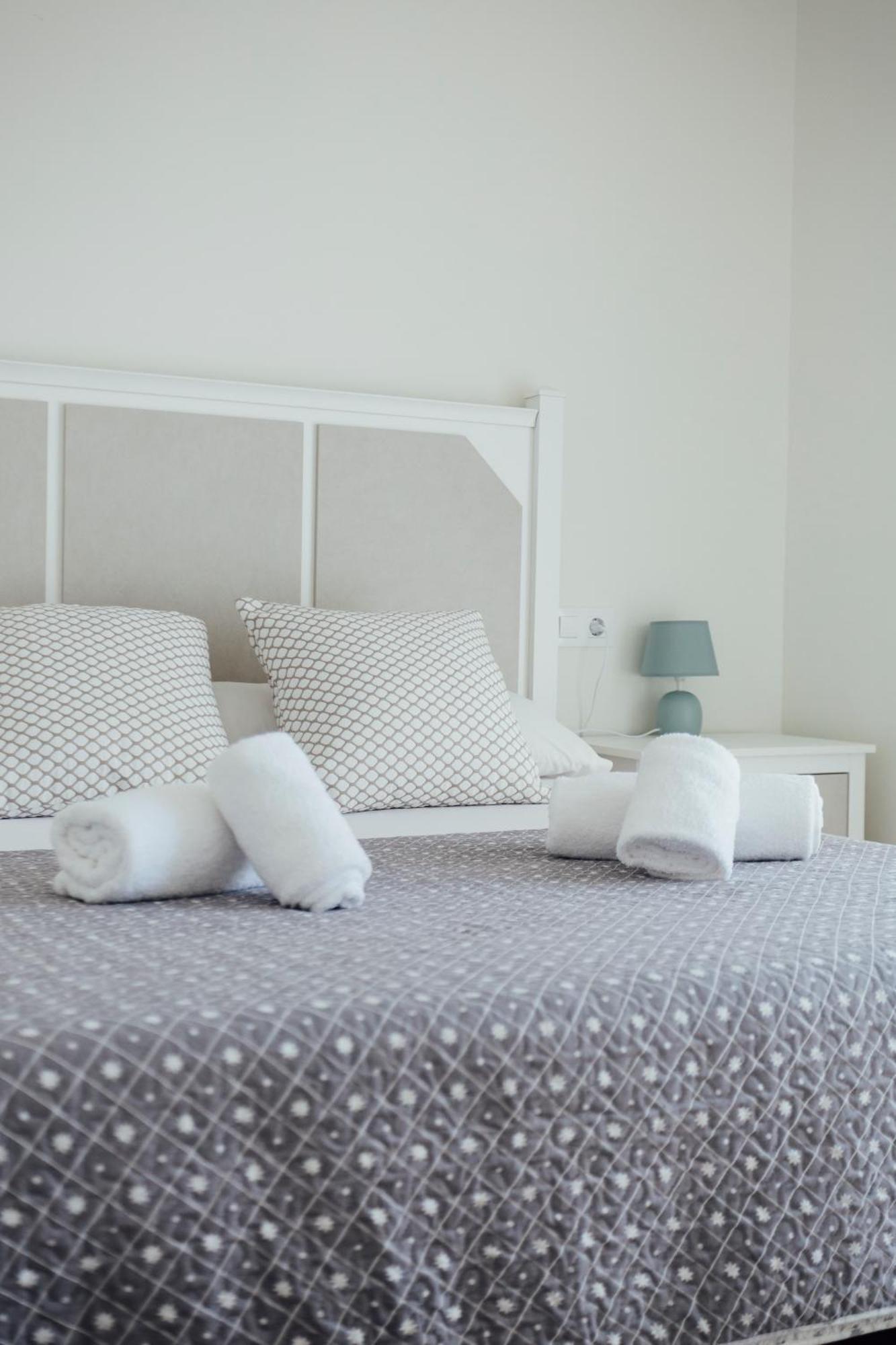 O&l San Luis Feel At In A Renovated Apartamento Sevilla