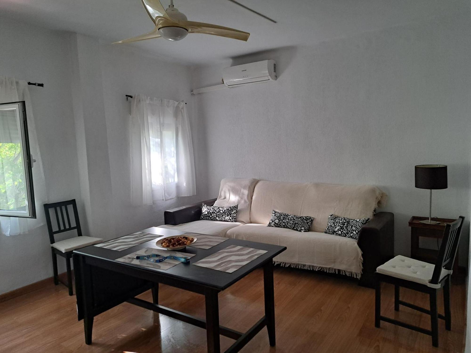 Apartment Ole Triana *