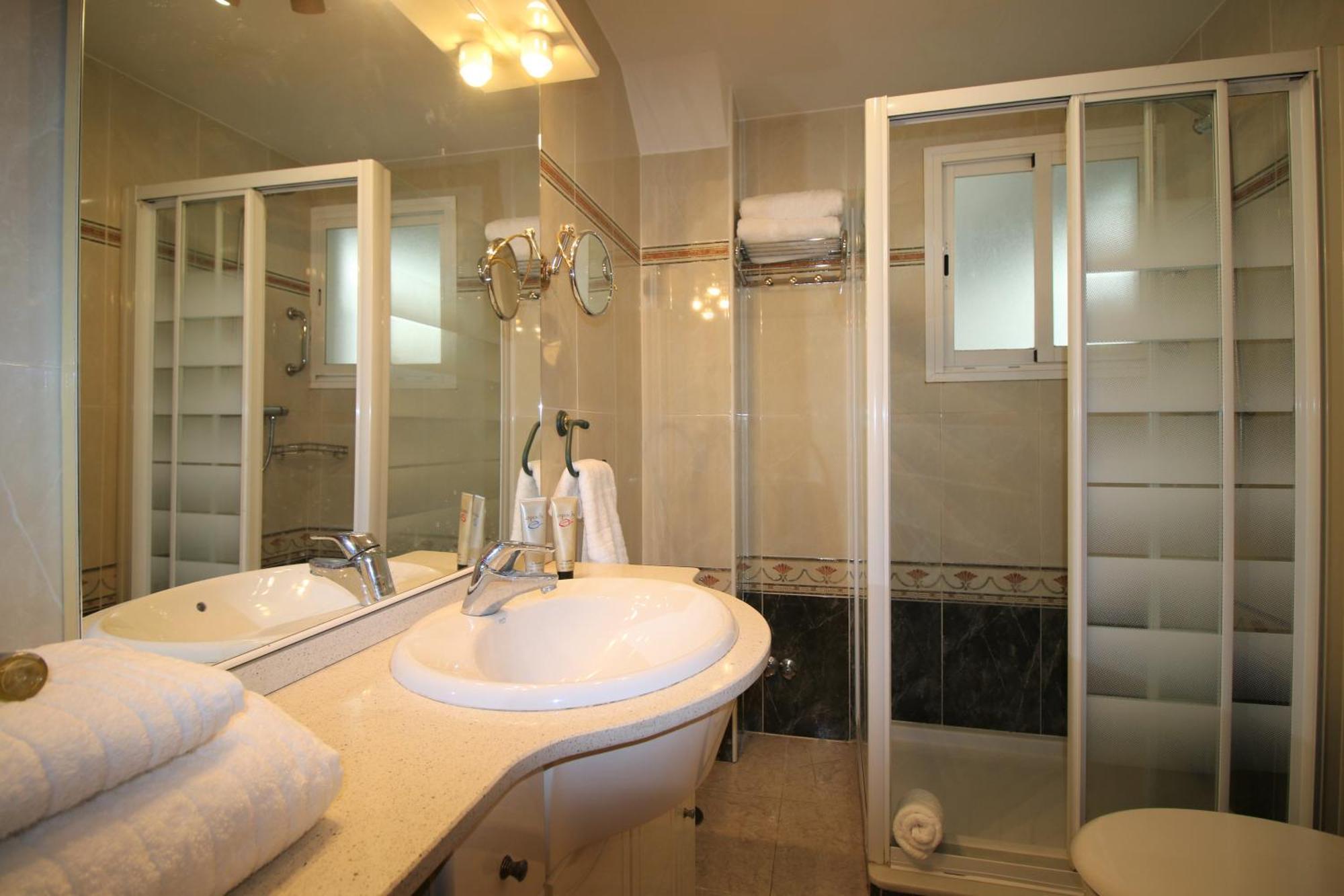 En La Macarena Con 3 Y Perfecto Hasta 5 Personas Apartamento