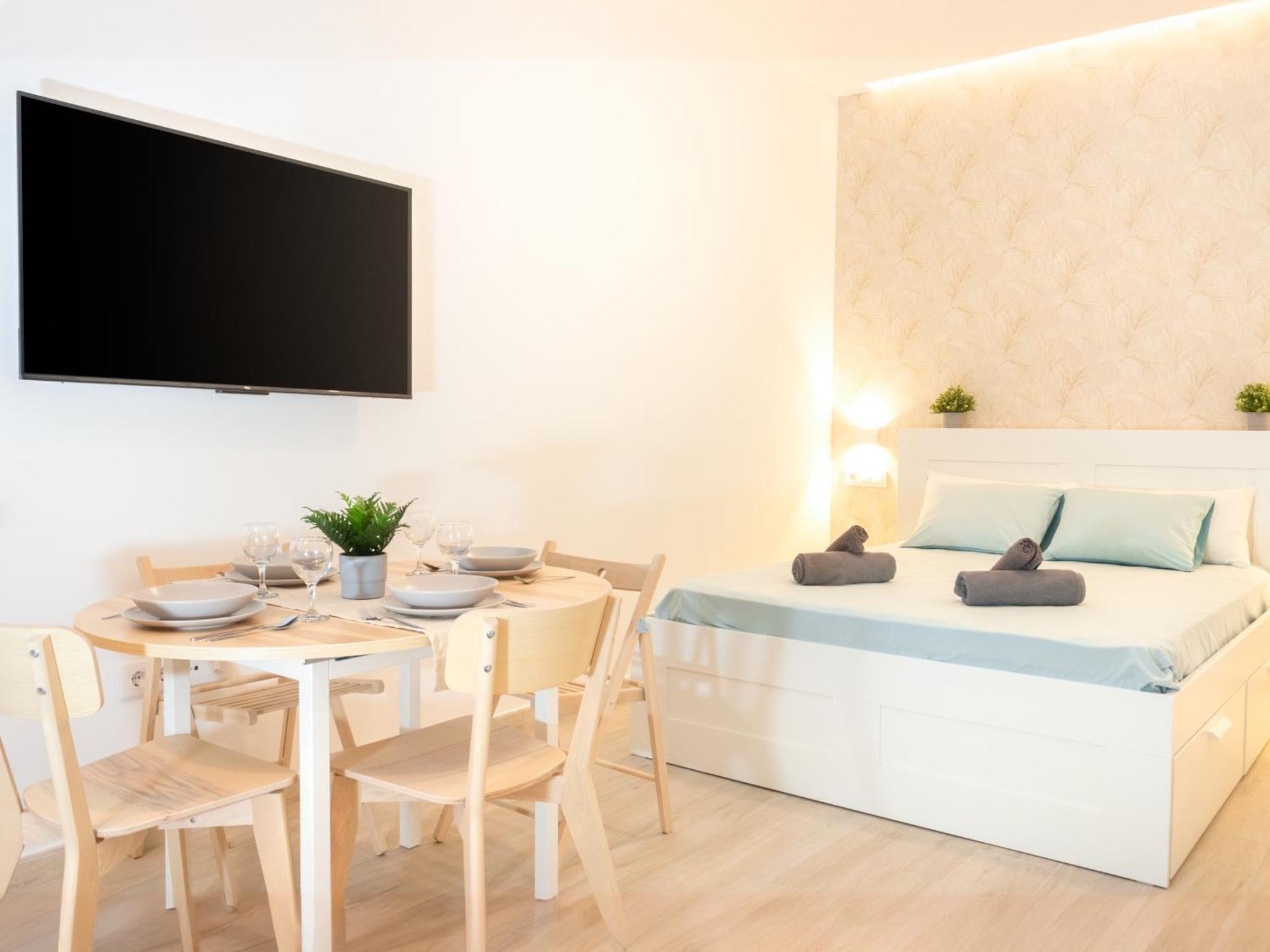 Apartamento Estudio Con Jacuzzi Privado En El Barrio De Triana Sevilla
