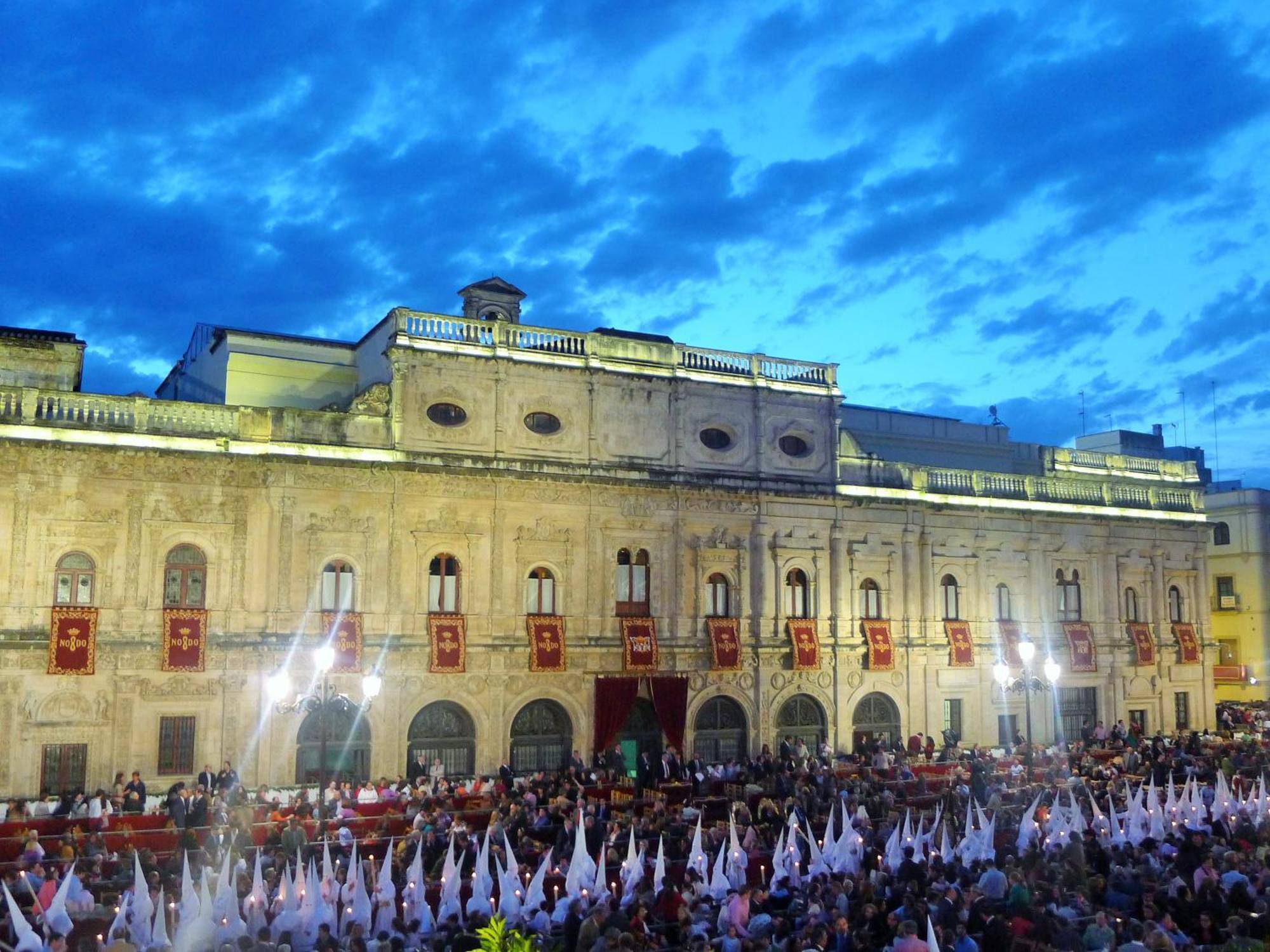 Plaza San Francisco Luxury * Sevilla