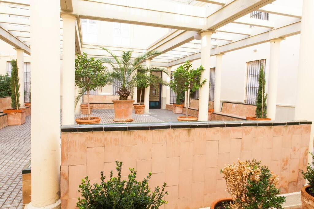 Zona 1 Santa Cruz Parking Privado * Sevilla