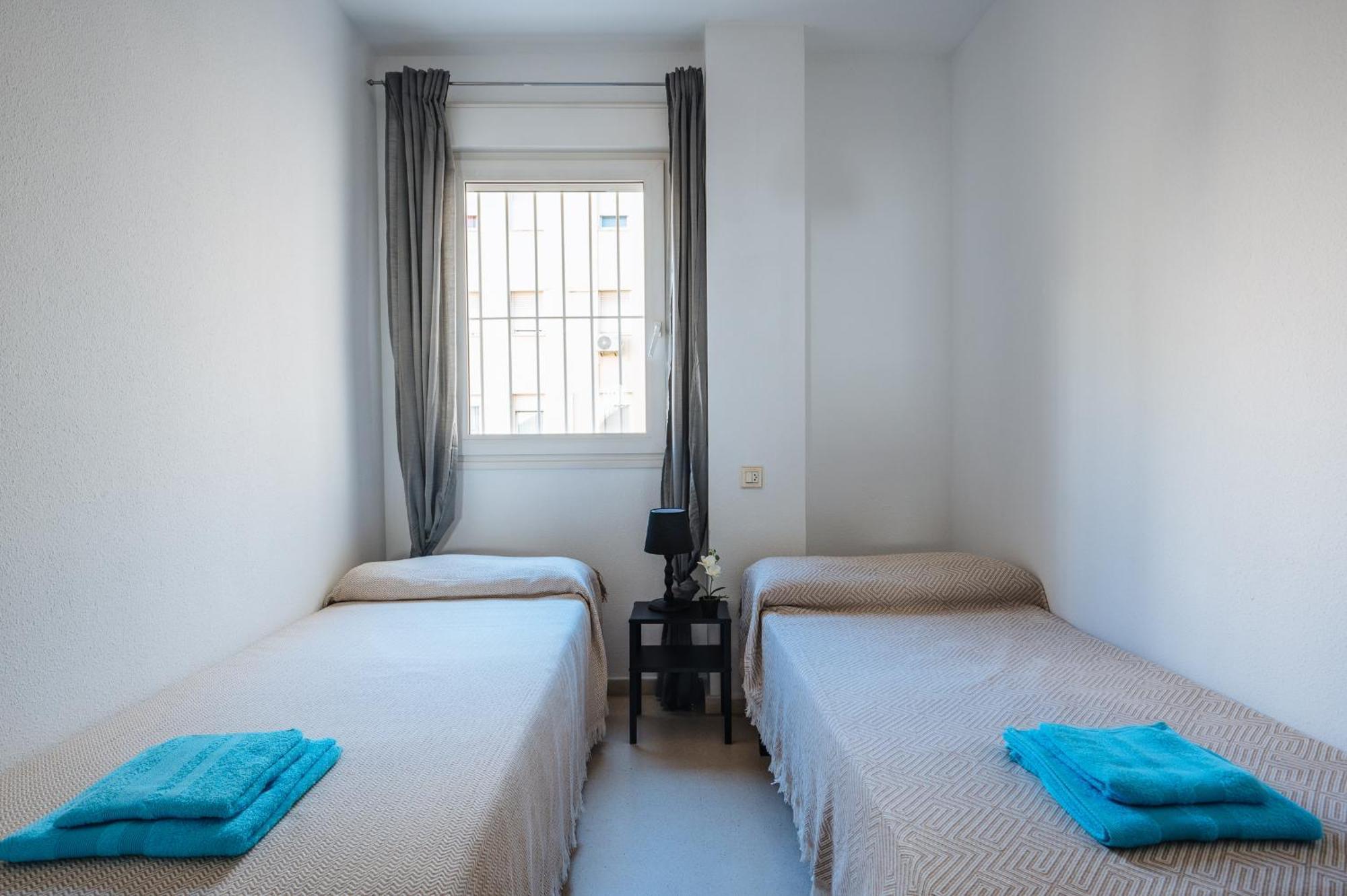 Apartment Piso Familiar Virgen Del Rocio Seville