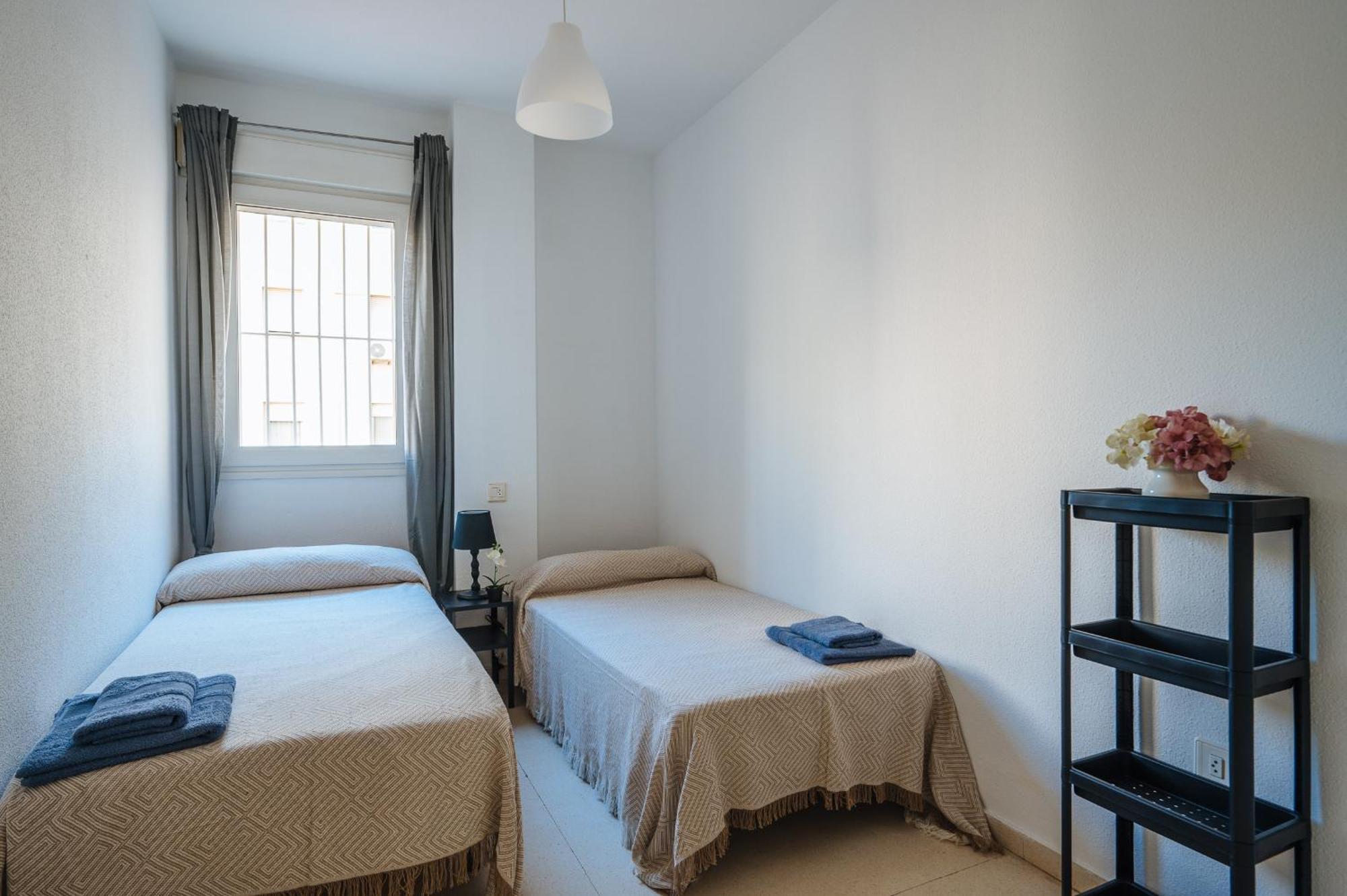 Piso Familiar Virgen Del Rocio Apartment Seville