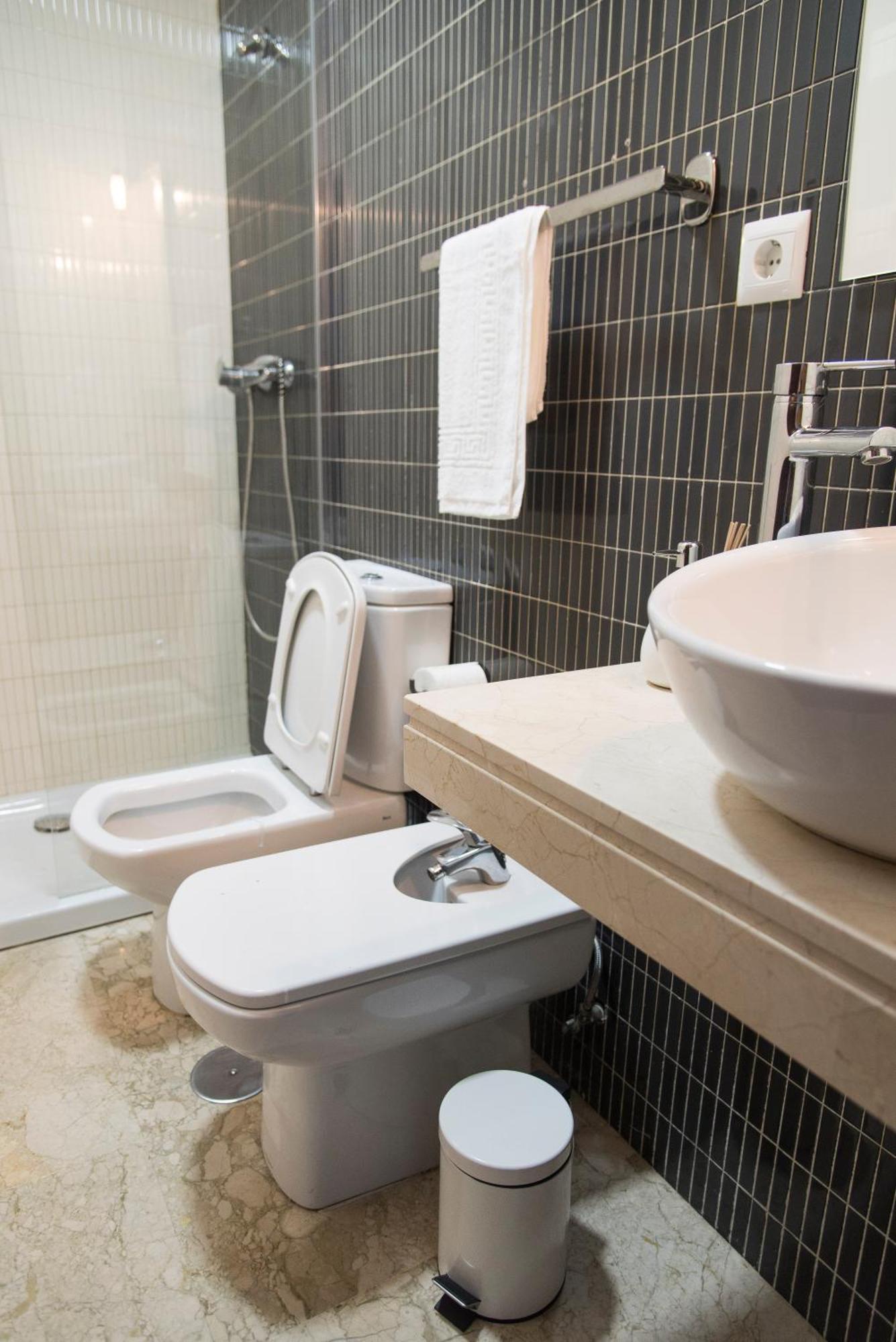 Nightinsevilla Teodosio Free Parking Apartamento