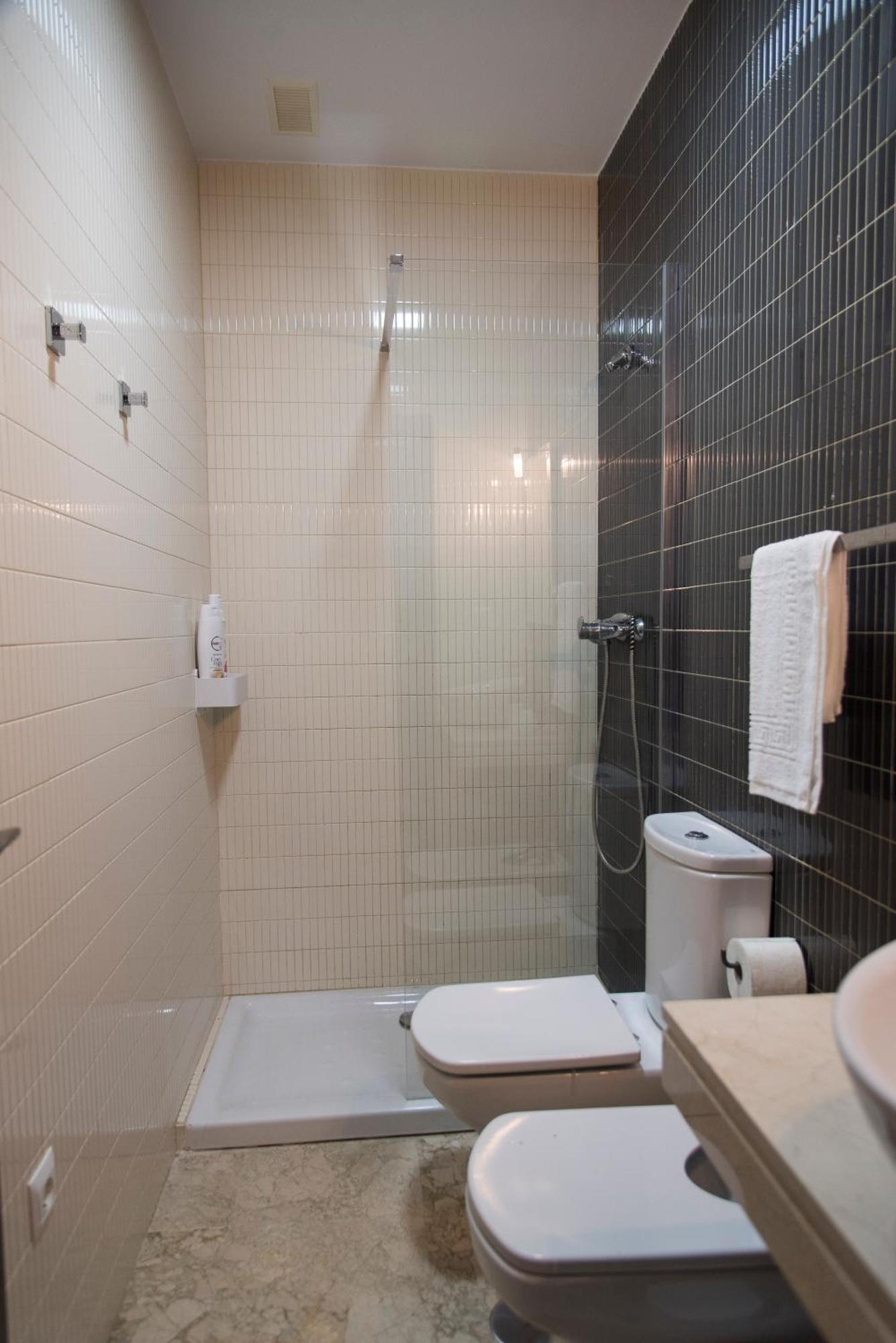 Apartamento Nightinsevilla Teodosio Free Parking *