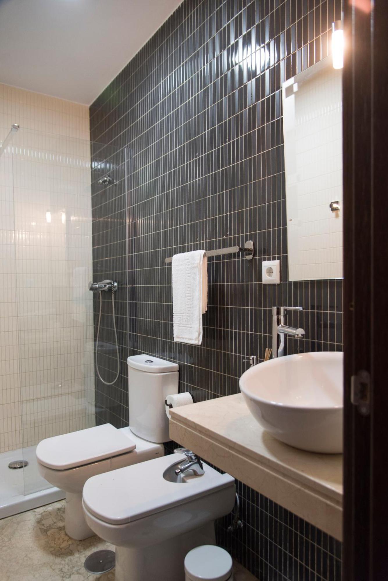 Nightinsevilla Teodosio Free Parking Apartamento *