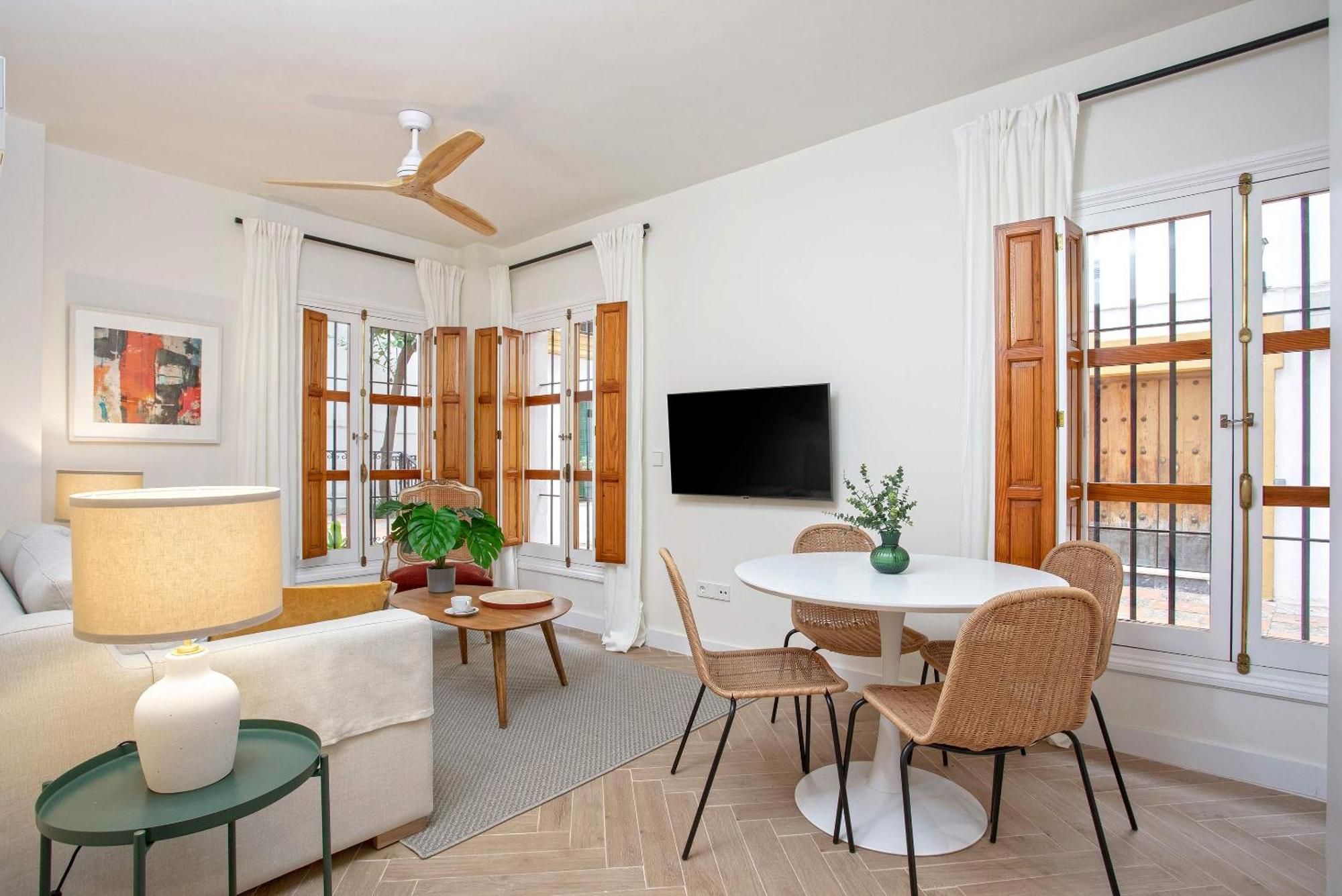 Genteel Plaza De Santa Cruz Apartamento