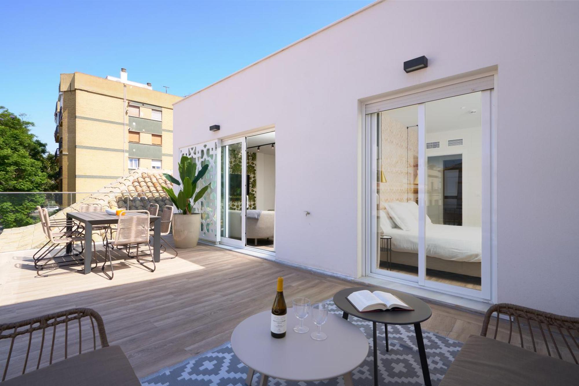 Aparthotel Casa Pizarro, By Homing U *
