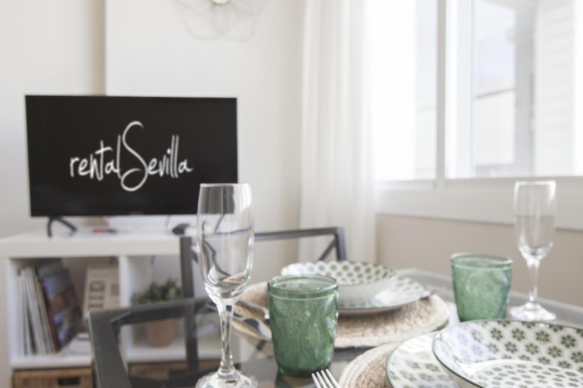 Rentalsevilla Emblemático En La Campana Apartamento Sevilla