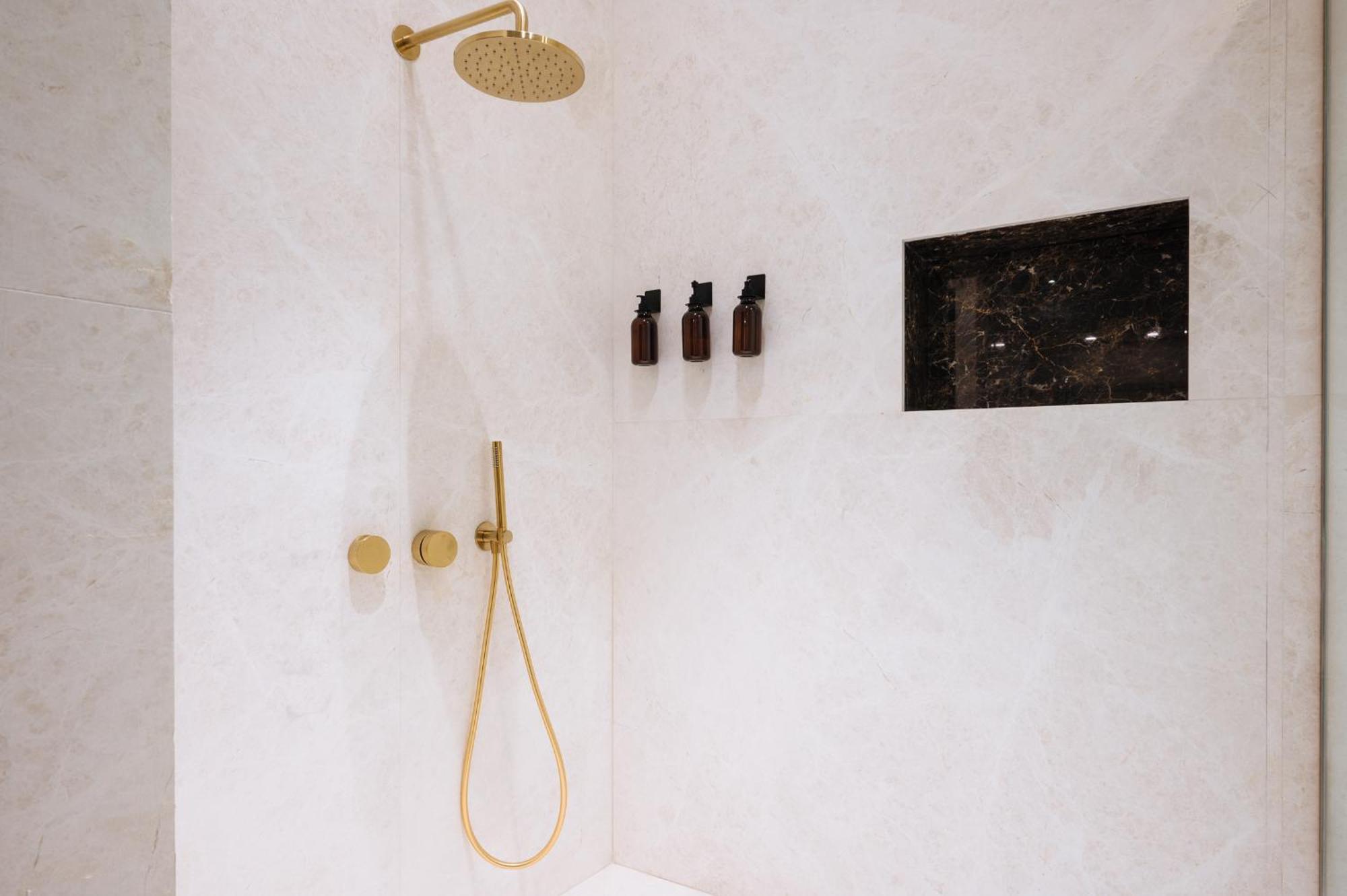 Apartamento Luxurious With Andalusian Patio And Pool, Facing The Cathedral *