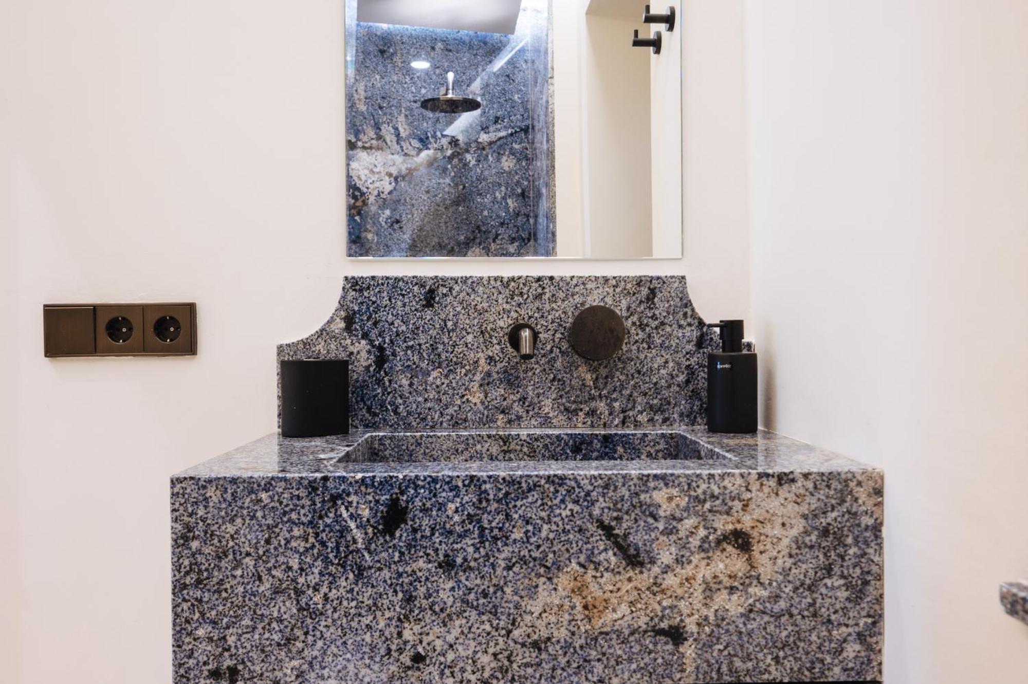 Luxurious With Andalusian Patio And Pool, Facing The Cathedral Apartamento *