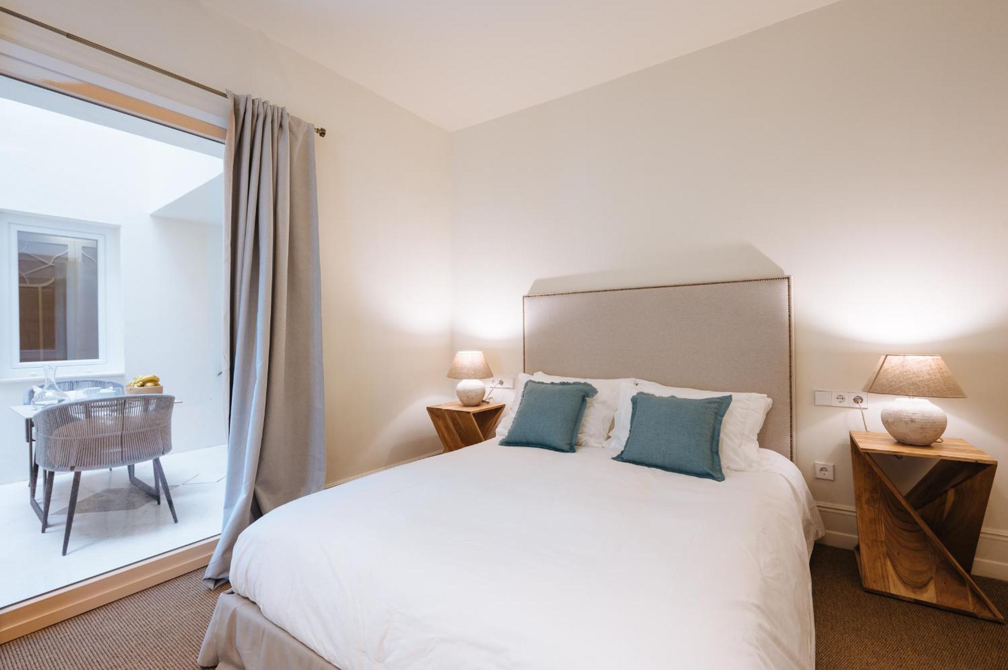 Apartamento Luxurious With Andalusian Patio And Pool, Facing The Cathedral *