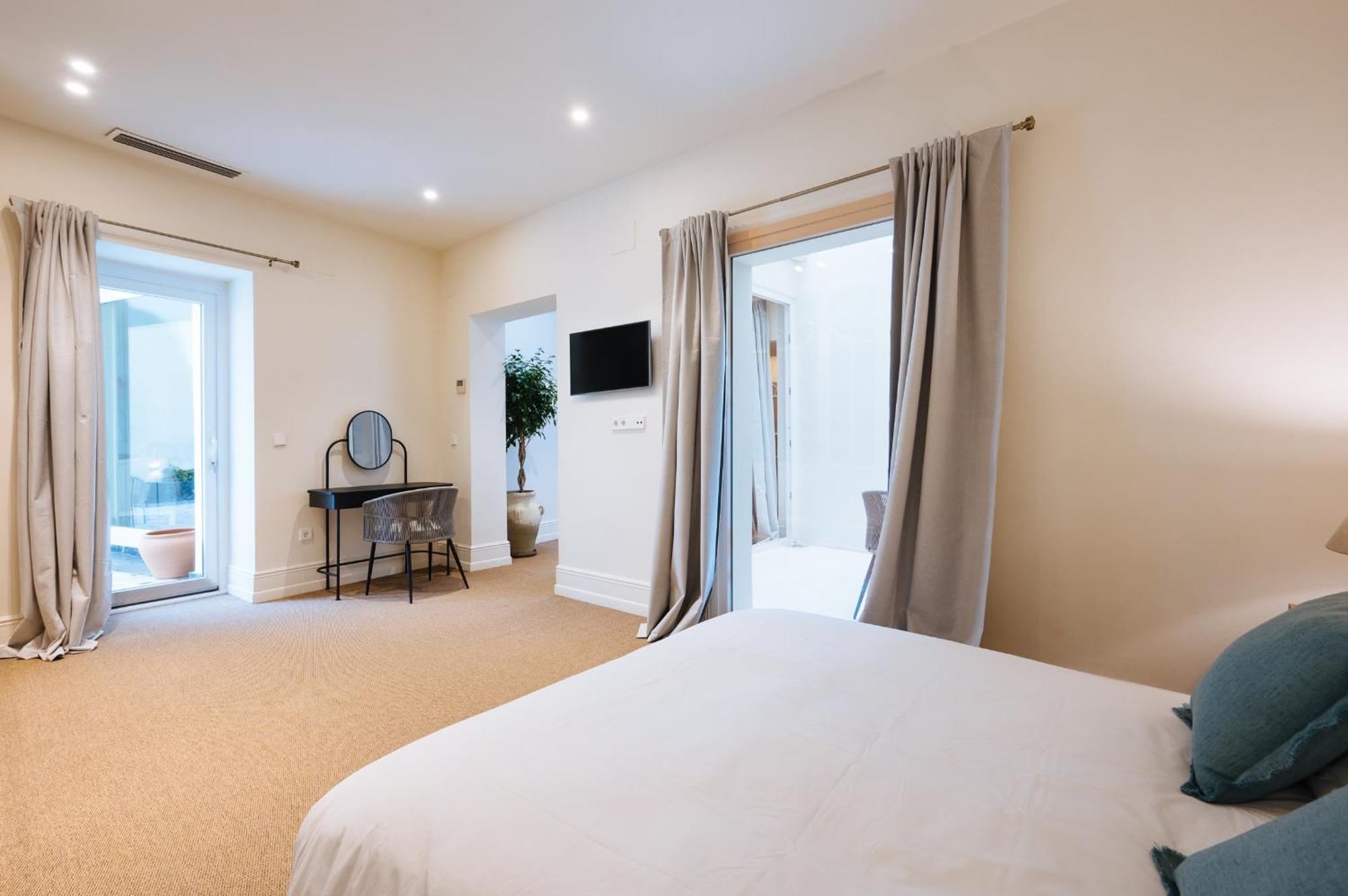 Luxurious With Andalusian Patio And Pool, Facing The Cathedral Apartamento Sevilla