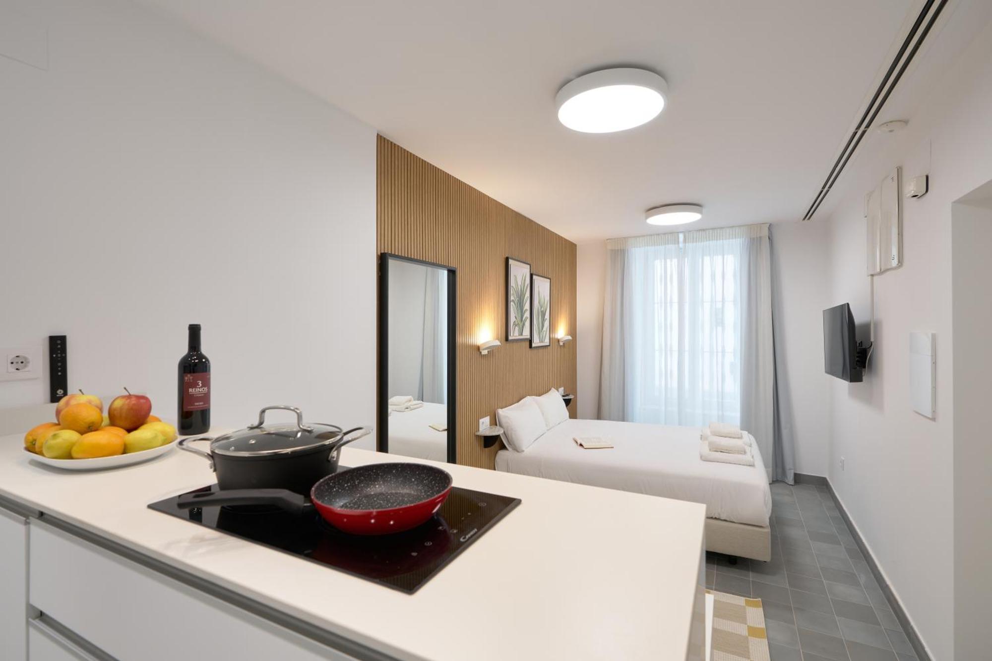Naranjas Y Limones, By Homing U Apartahotel *