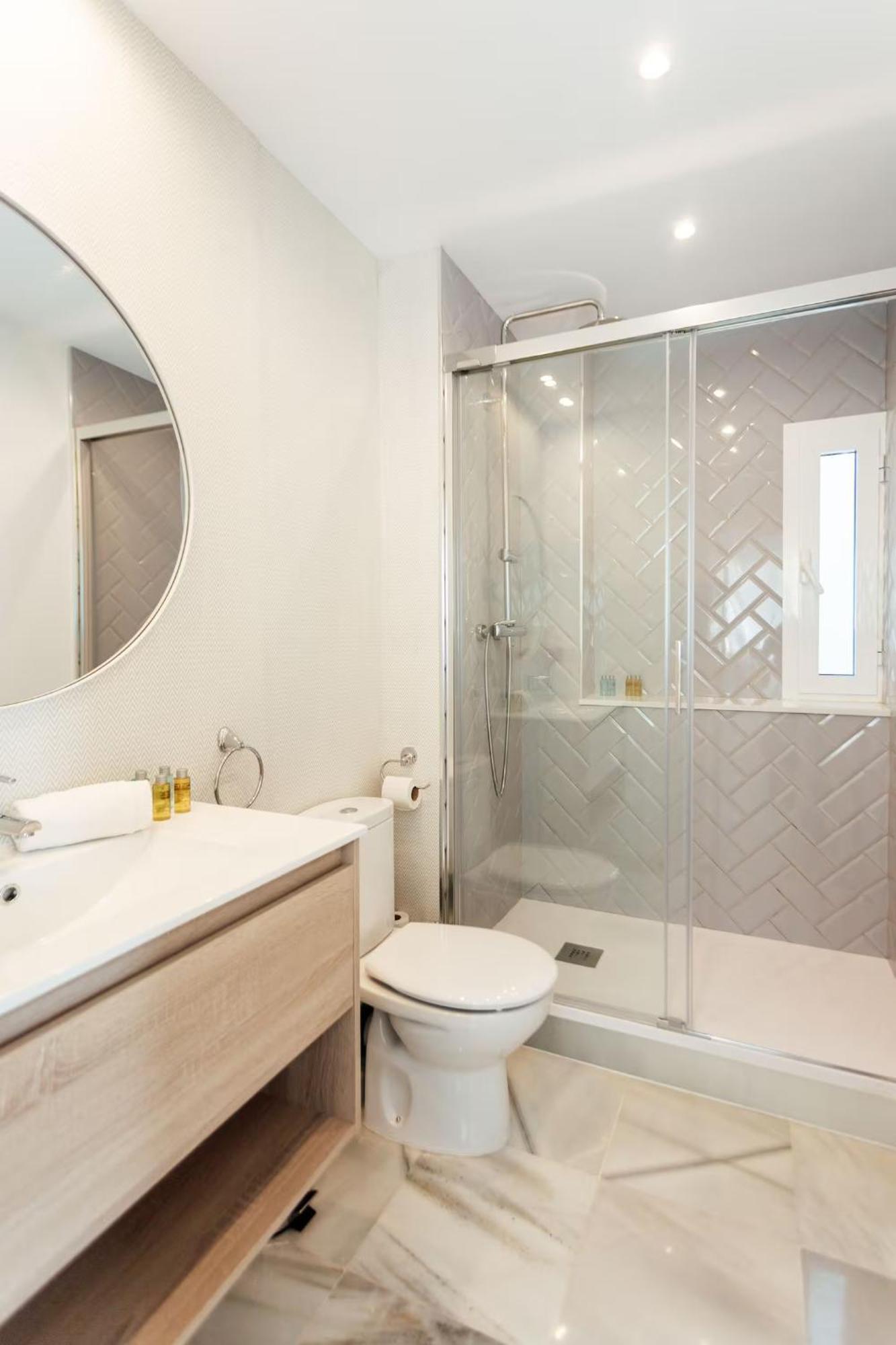 Apartamento Reformed And Comfy- 2bd 2bth- Arenal *
