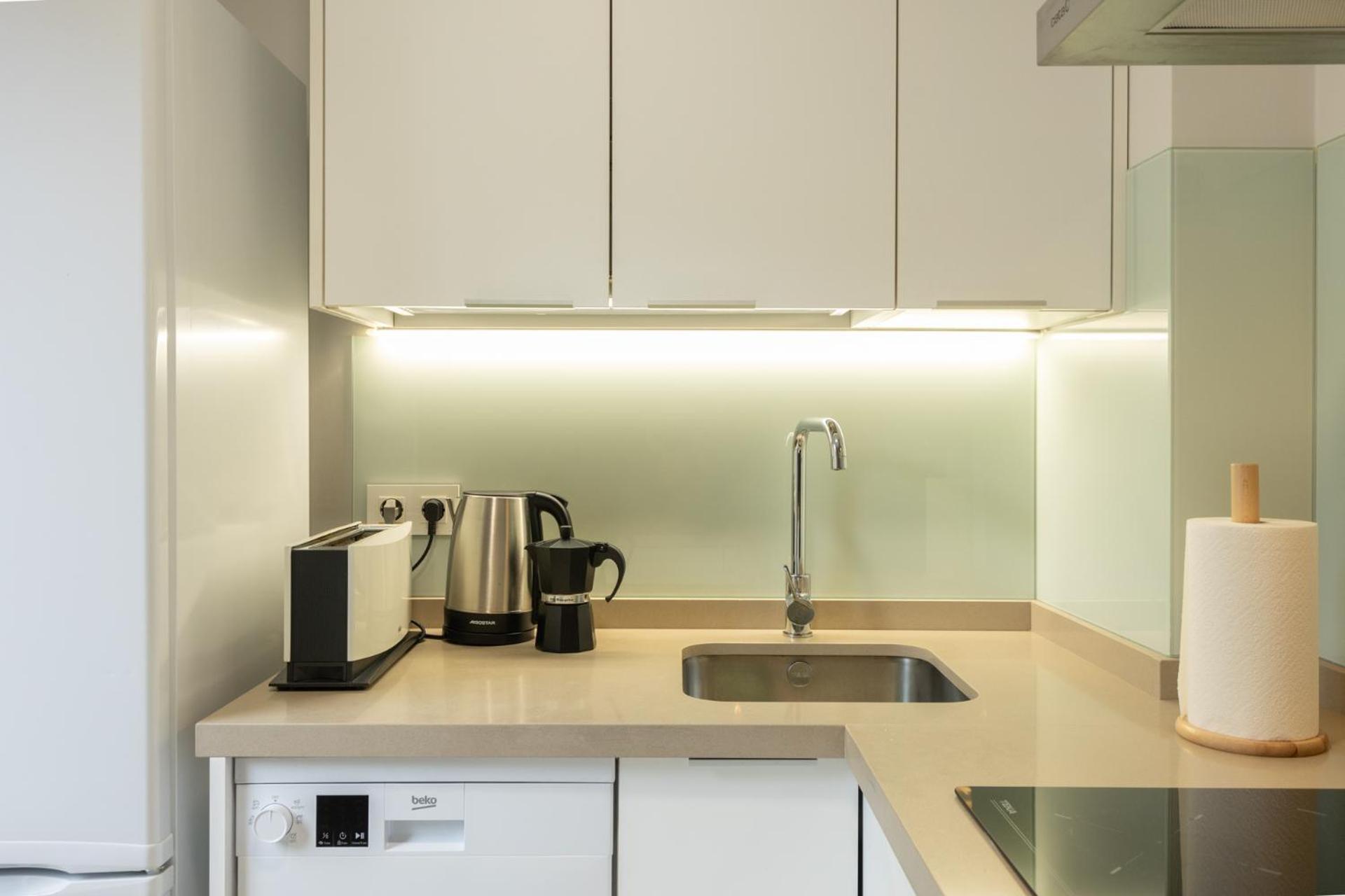 Charming With Private Patio At Plaza De Espana By Ocityzen Apartamento *