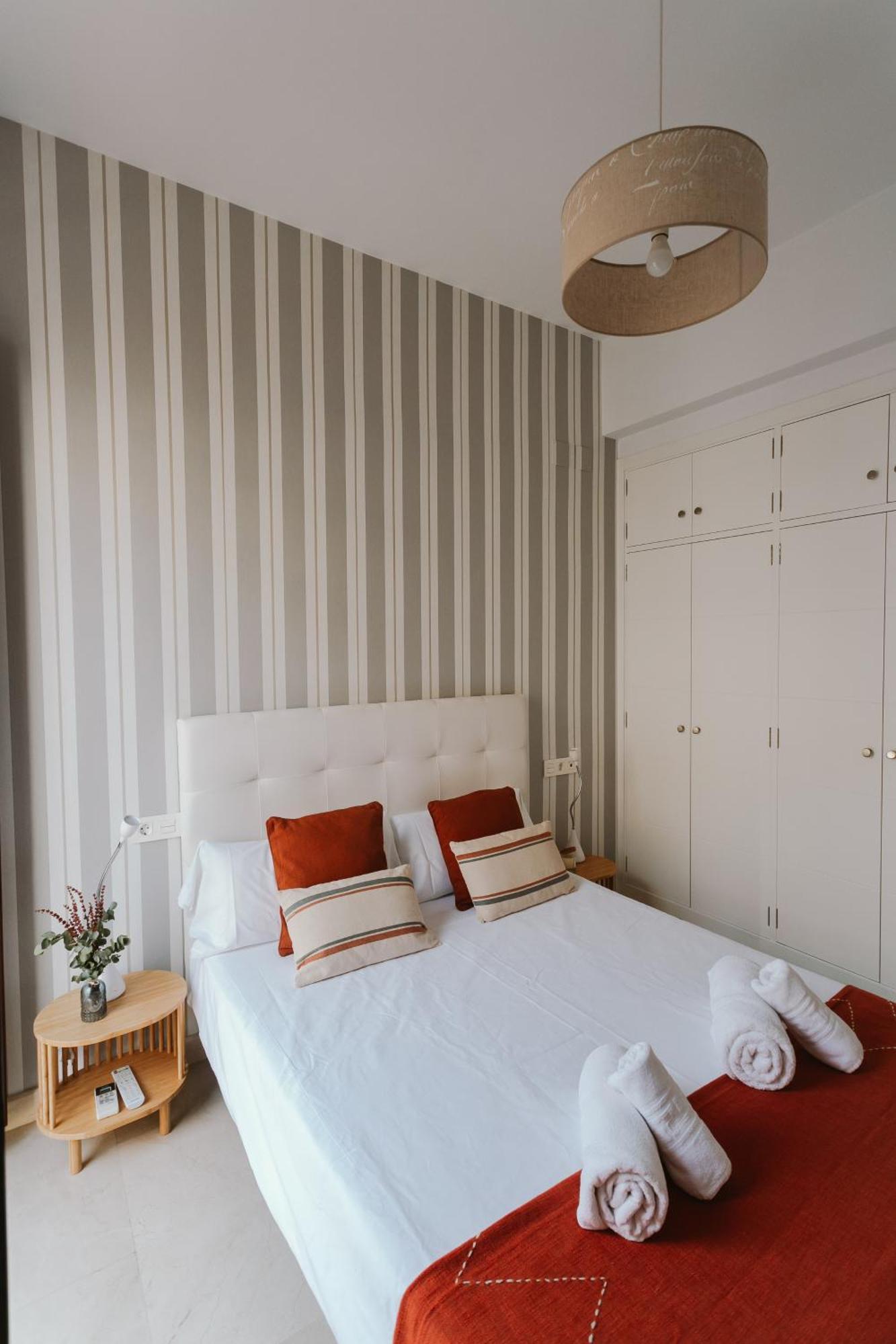 Apto. Con Terraza Privada Centro Sevilla