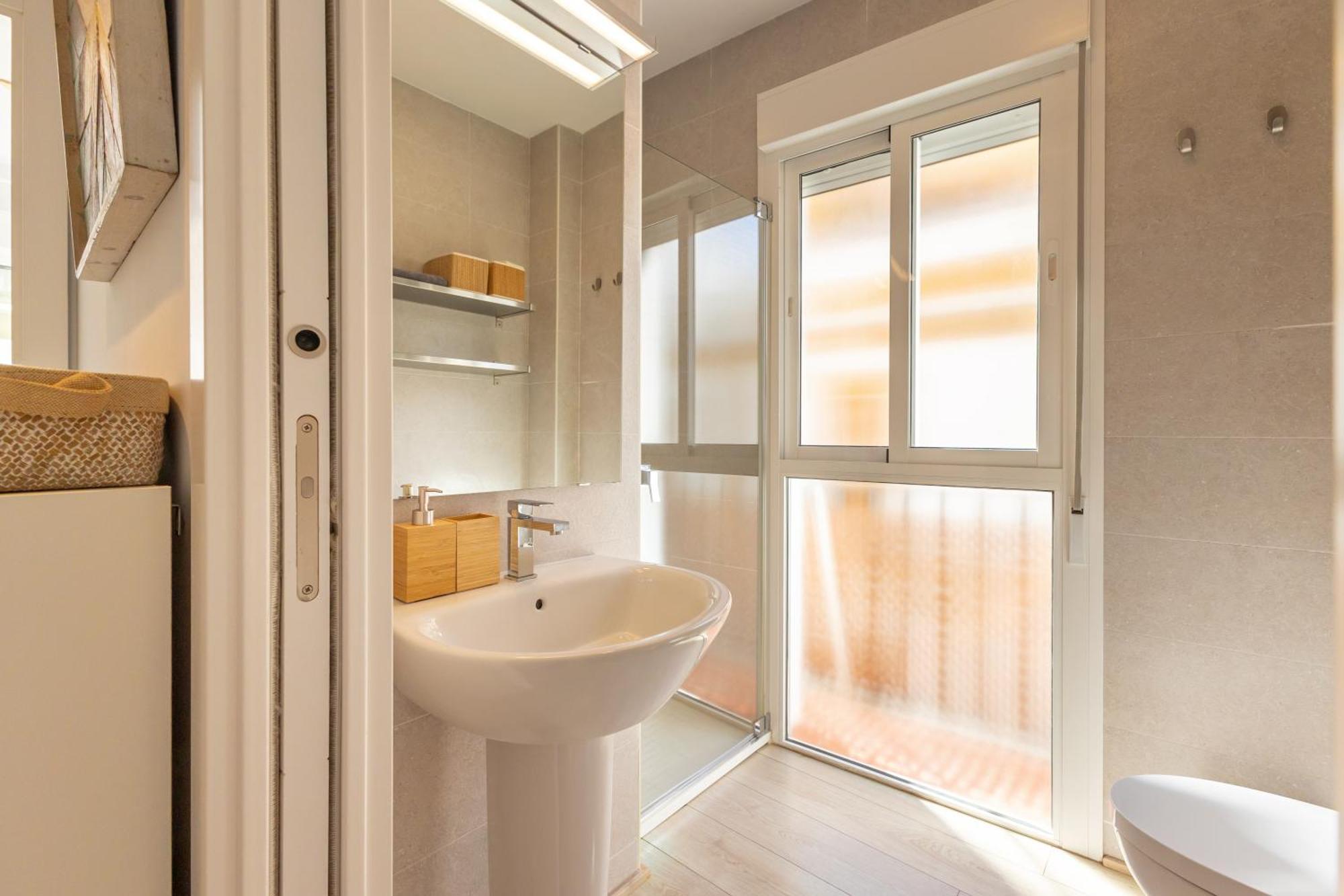 Charming 2 Bedroom At Iconic Triana Neighborhood By Ocityzen