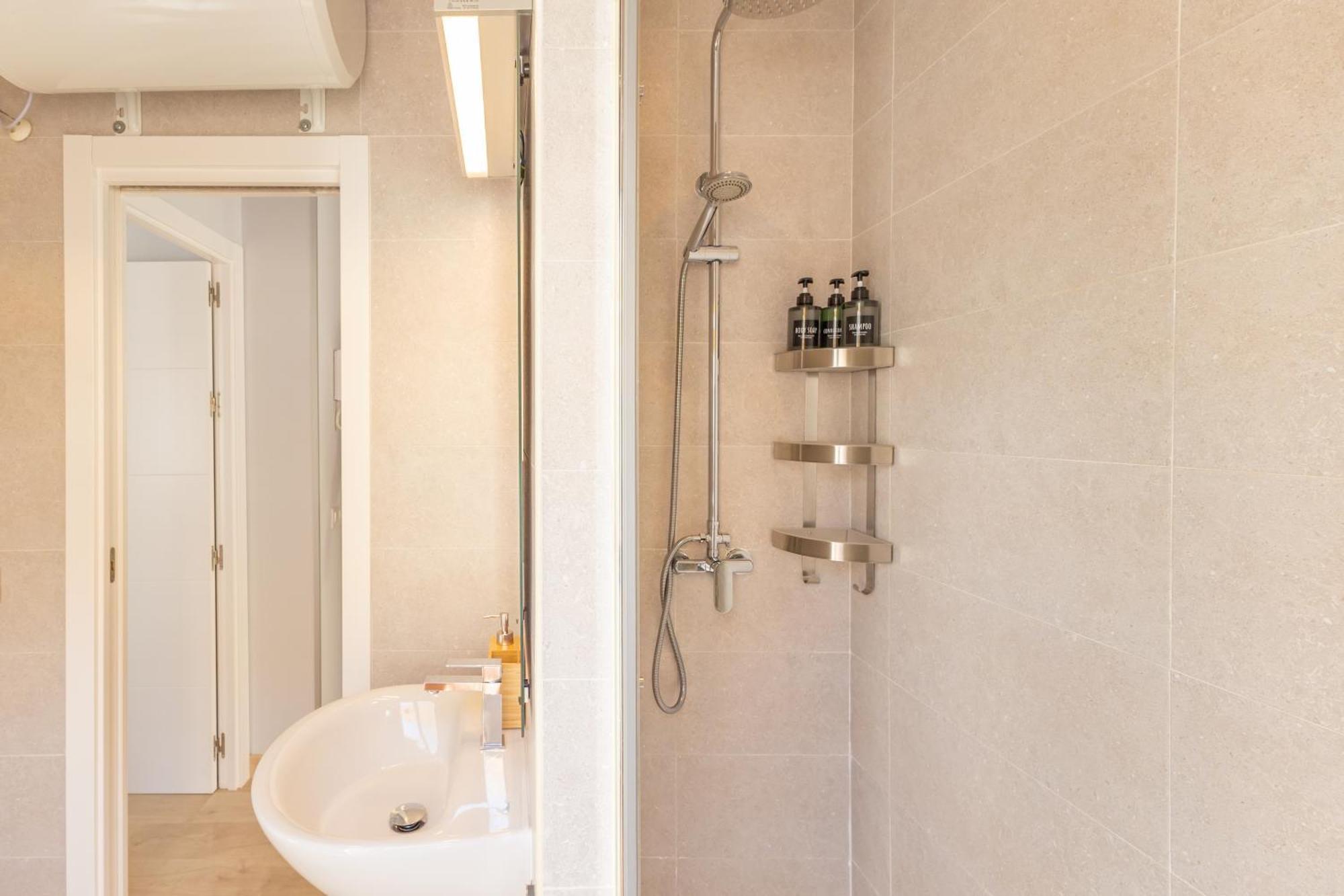 Apartamento Charming 2 Bedroom At Iconic Triana Neighborhood By Ocityzen Sevilla