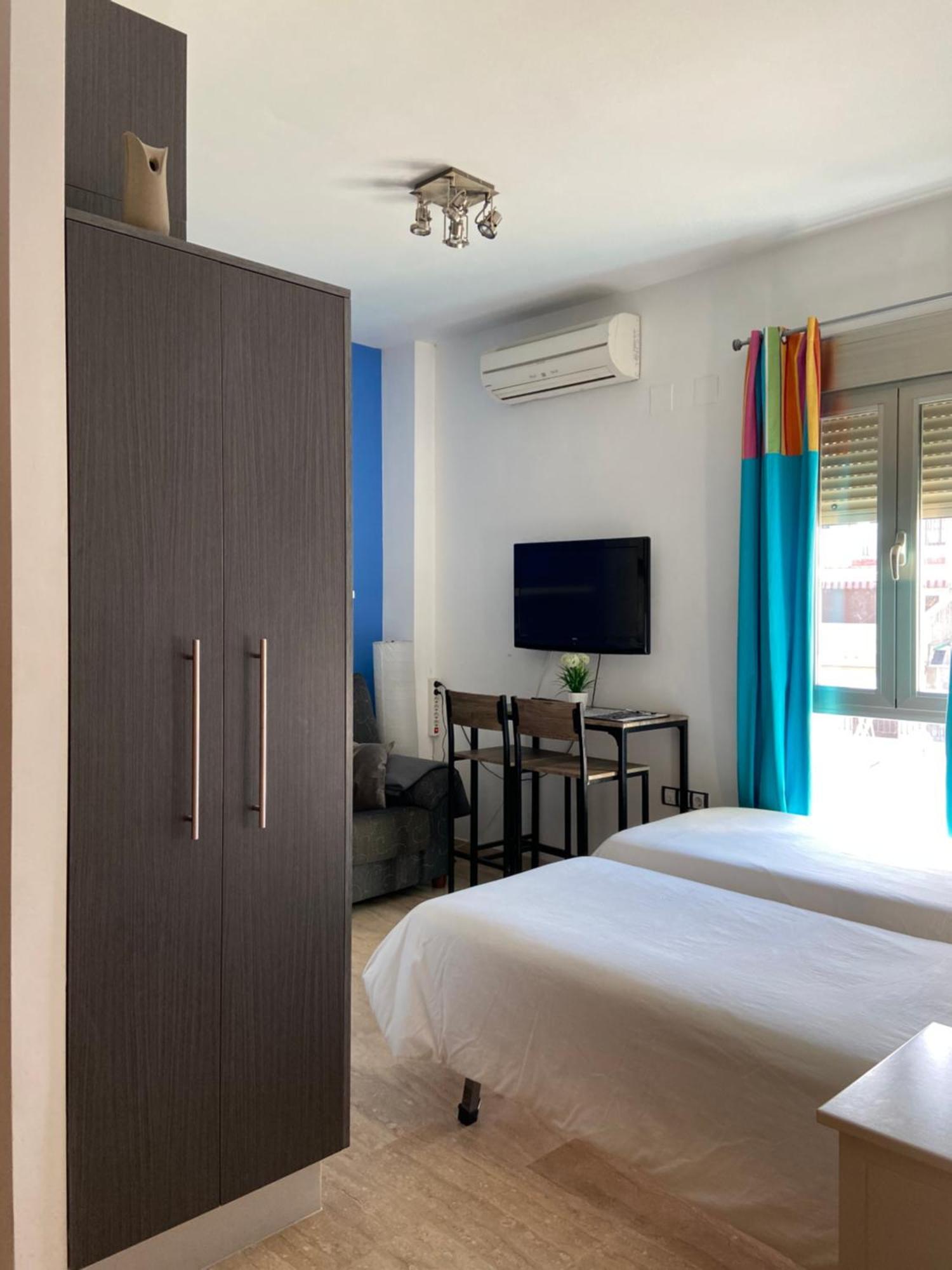 Center - Aloha Apartment *