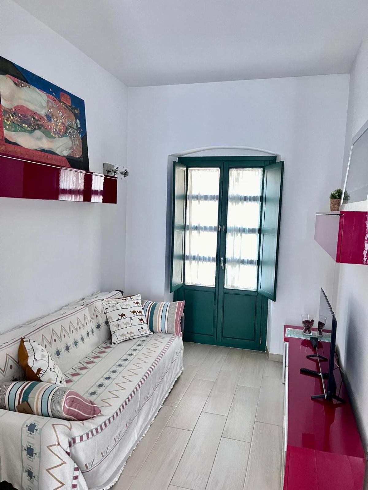 Triana Flat, 3mn From Plaza De Cuba Sevilla
