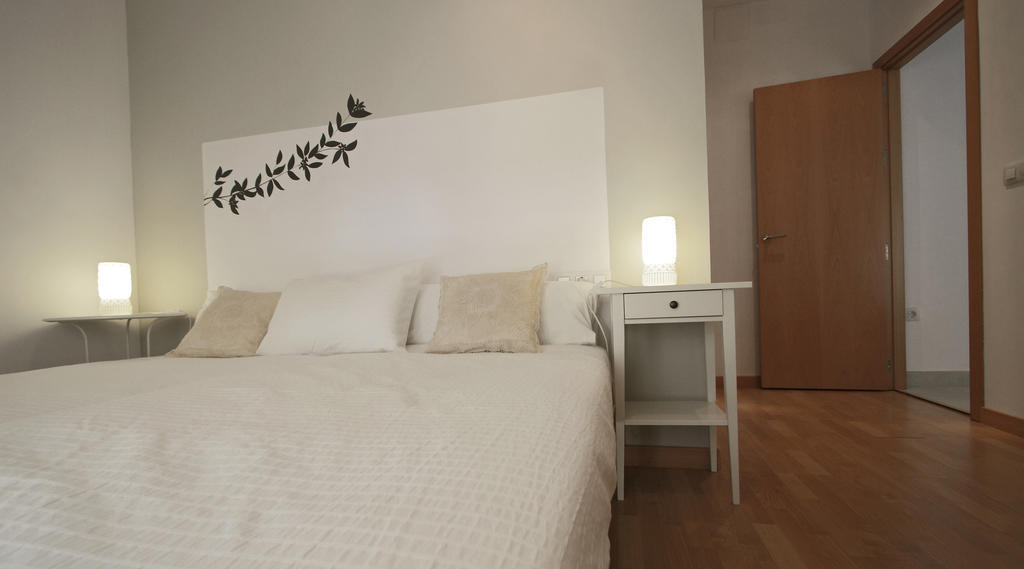 Reservaloen Plaza De La Encarnacion Sevilla