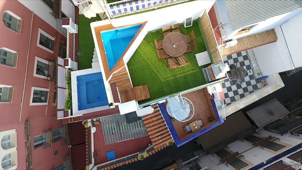 Casa Con Piscina Junto A Catedral Sevilla