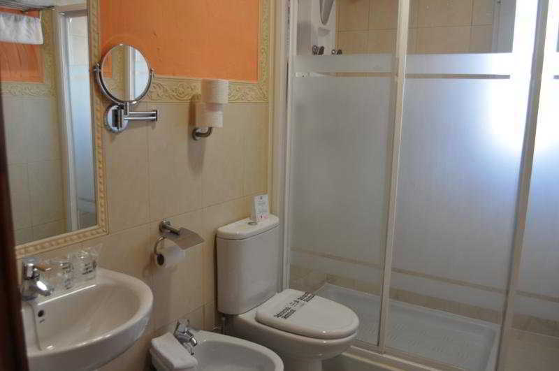 Casual Don Juan Tenorio Hotel