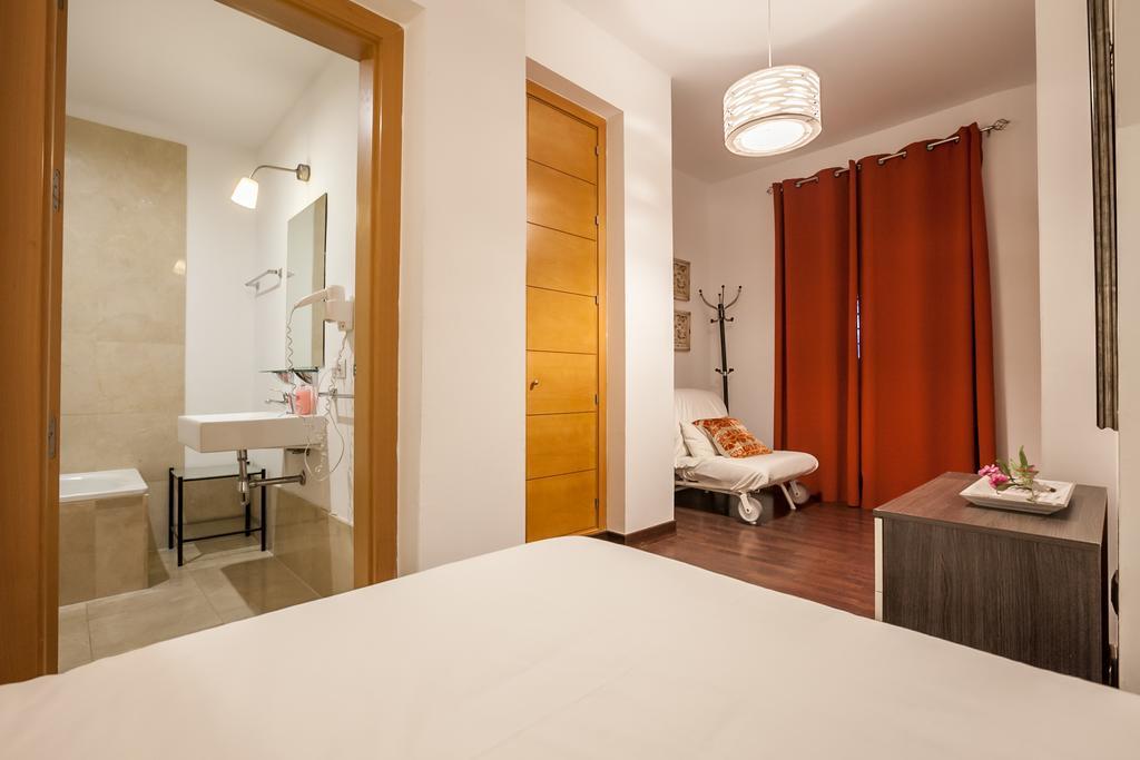 Marqués De Paradas Apartamento *