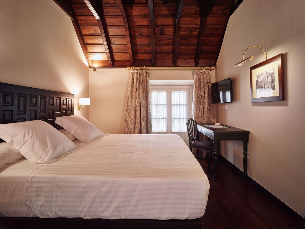 Casas De El Arenal Hotel Sevilla