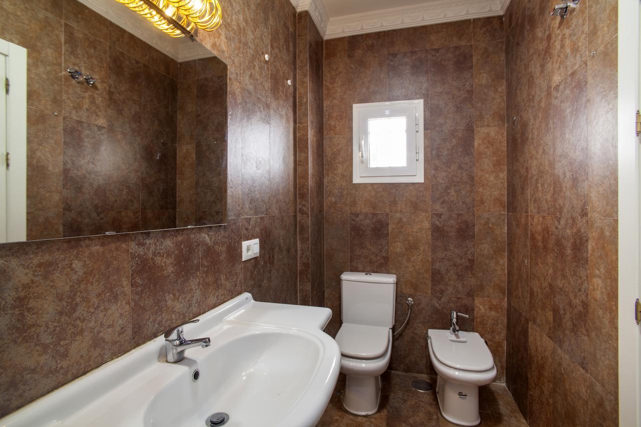 10 Bdr Chalet; Maria Luisa Park * Sevilla