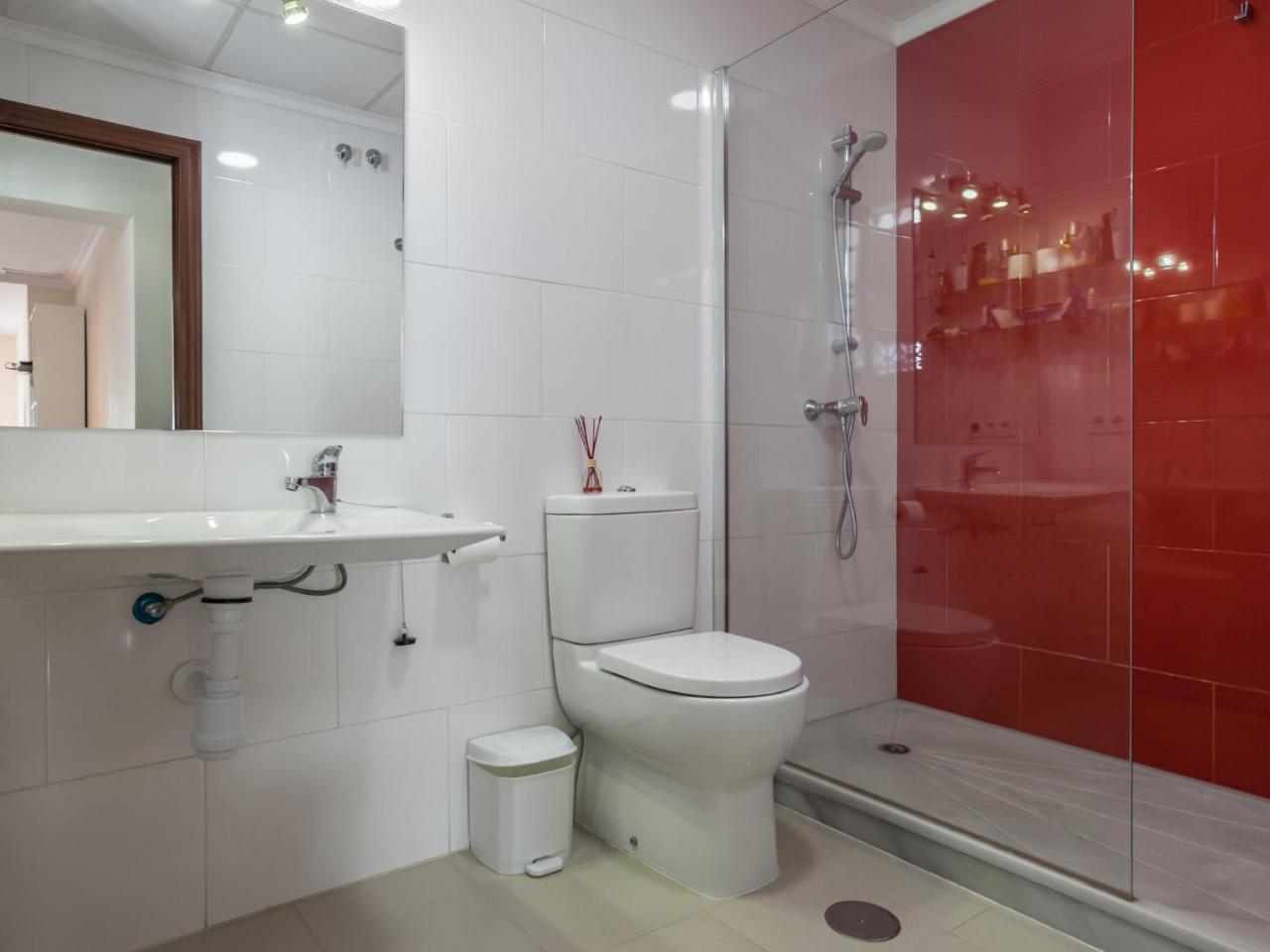 Сasa de vacaciones Holiday Nervion: Ciudad Jardin Sevilla