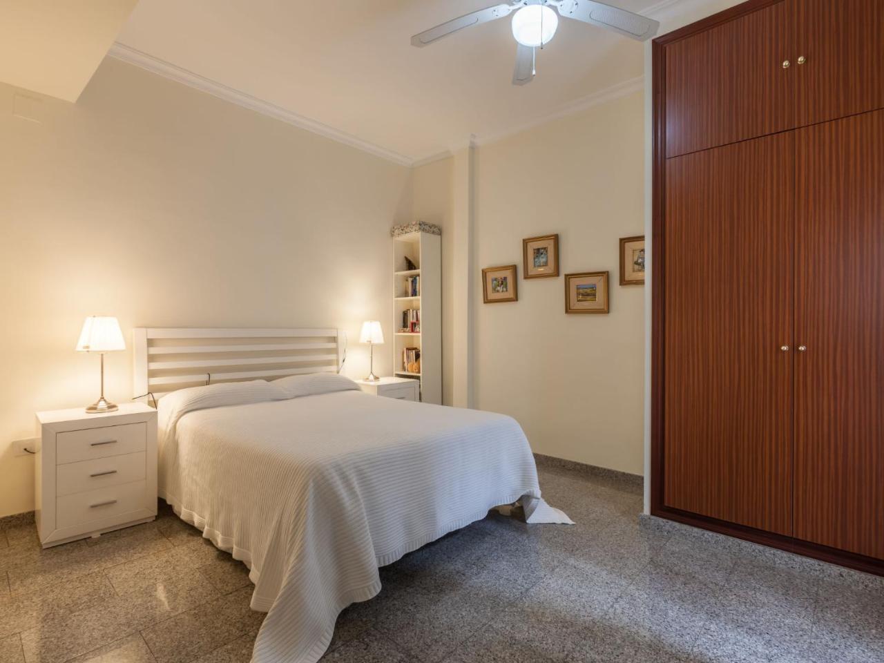 Сasa de vacaciones Holiday Nervion: Ciudad Jardin *
