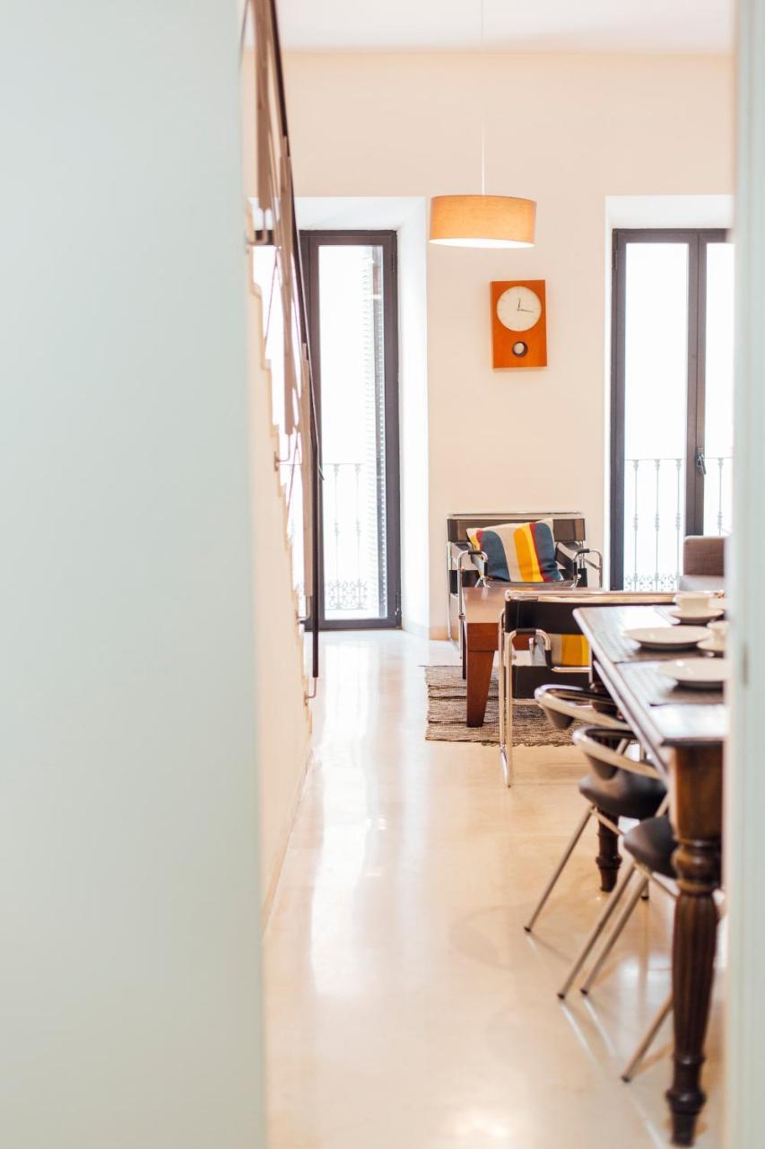 Apartamento Plaza del Buen Suceso ( Wifi, terraza, Parking )