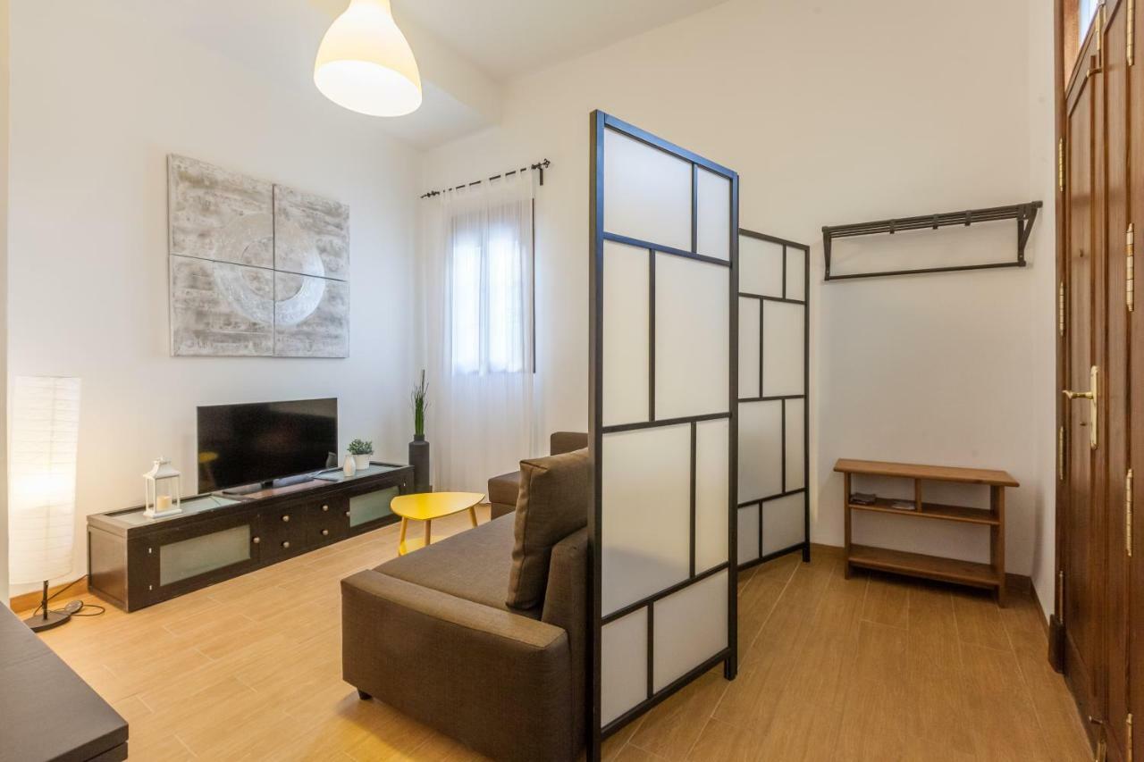 Apartment Loft Triana Con Encanto Seville
