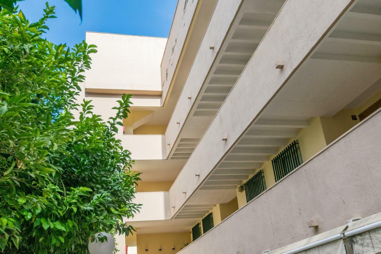 Apartment Alfonso Xii 28a Seville
