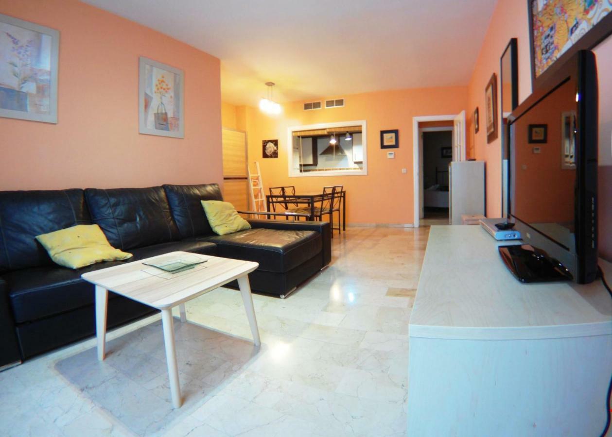 Rentalsevilla Moderno Y Comodo En Santa Cruz Con Parking * Sevilla