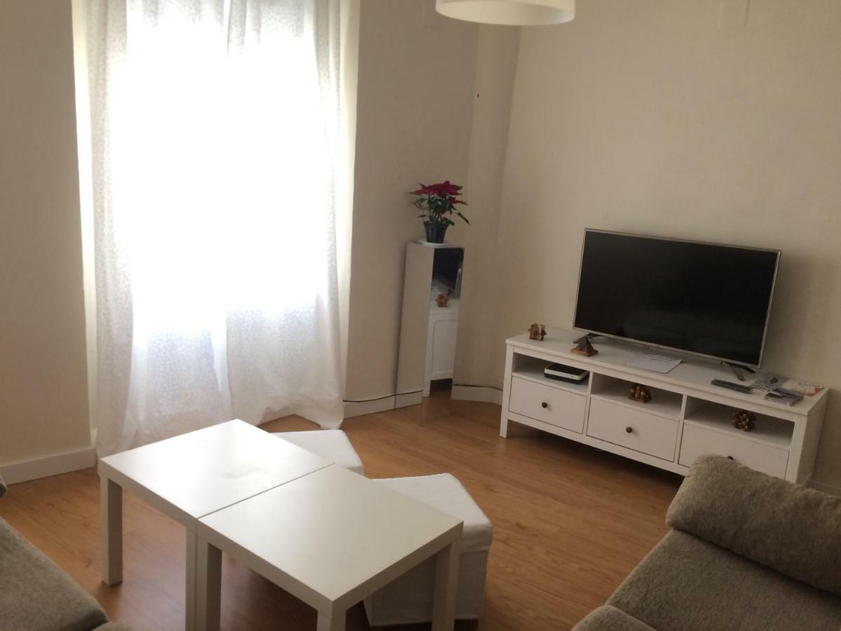 Apartment Peris Mencheta *