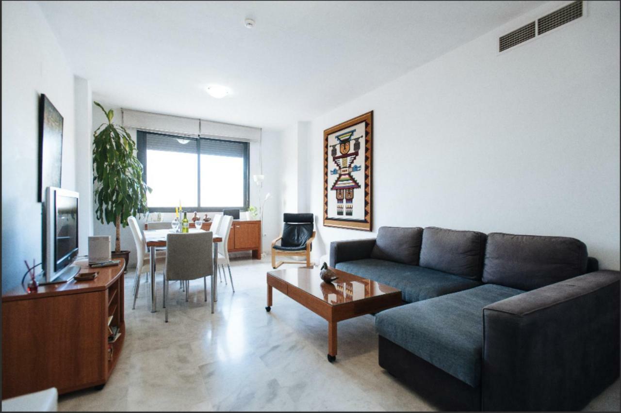 The Hostelito! Free Parking * Sevilla