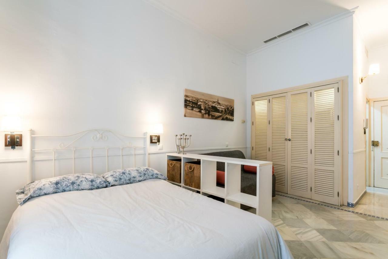 Holidays Isbilia Centro Apartamento